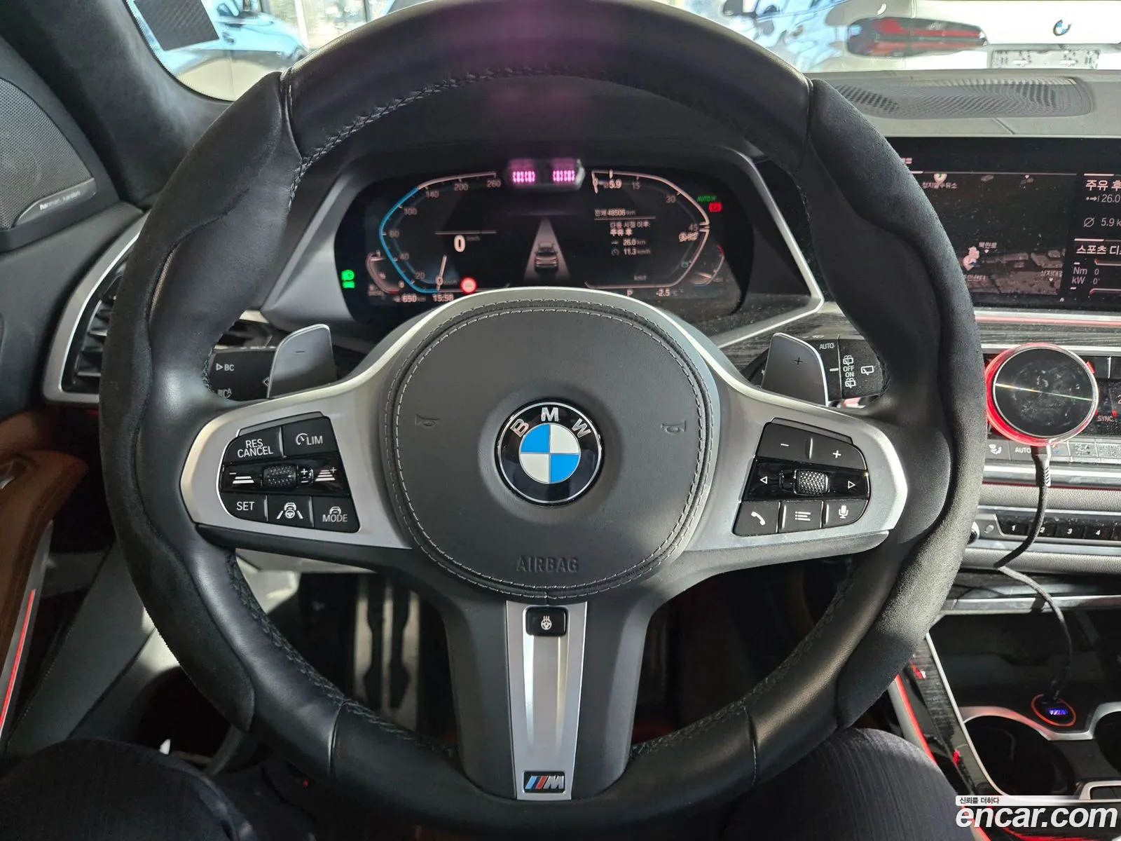 BMW X7 2020 — 7