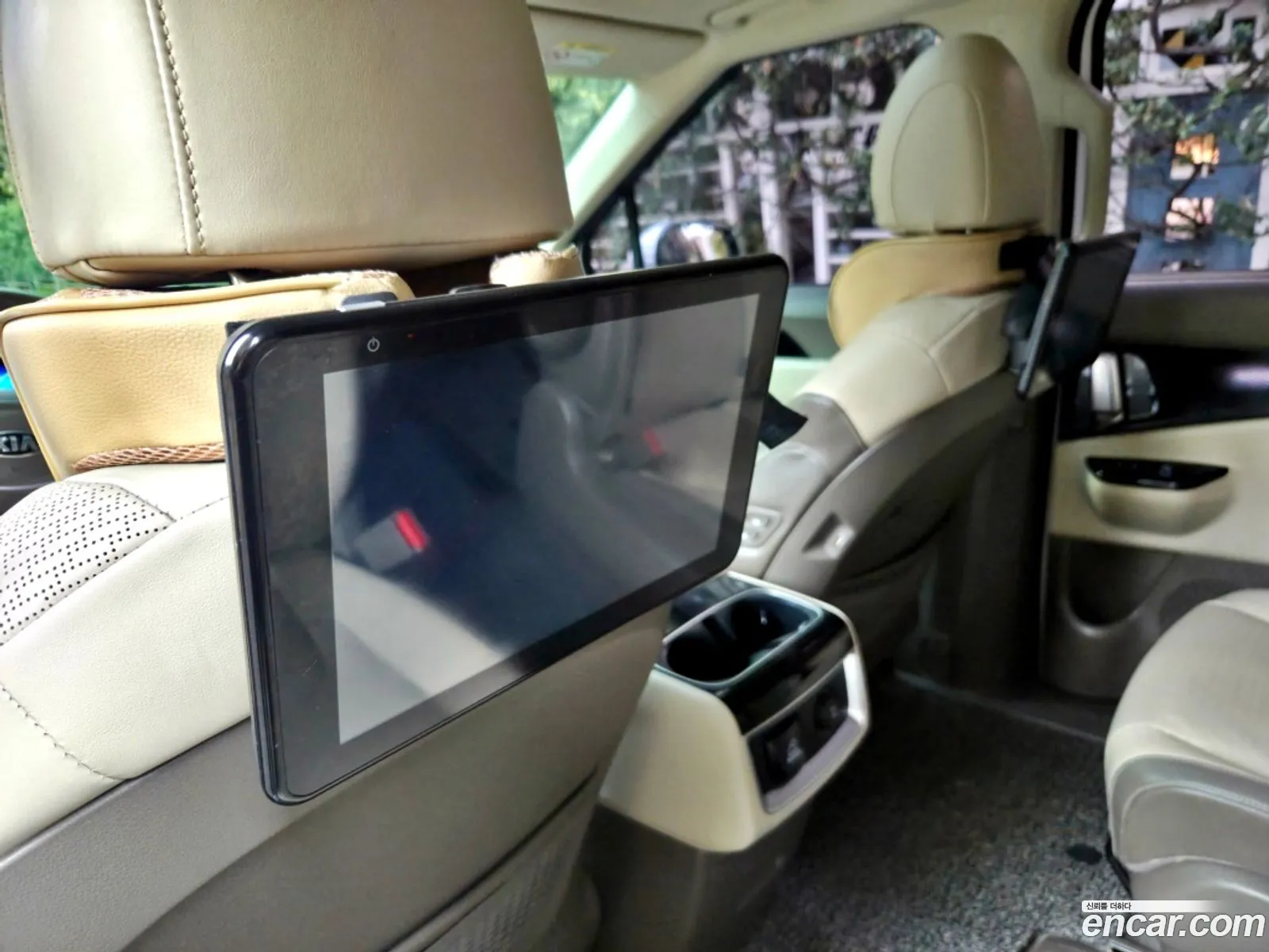 Kia Carnival 2020 — 20