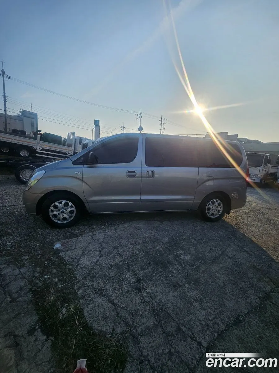 Hyundai Grand Starex 2012 — 13