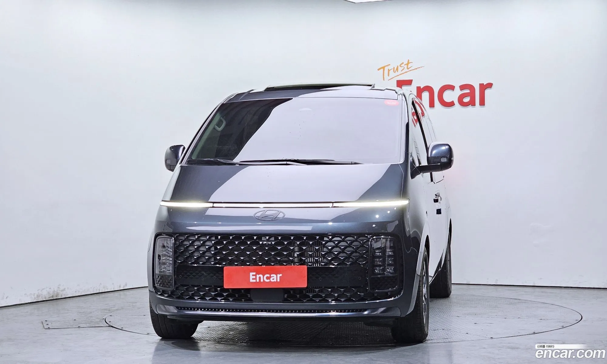 Hyundai Staria 2024 — 5