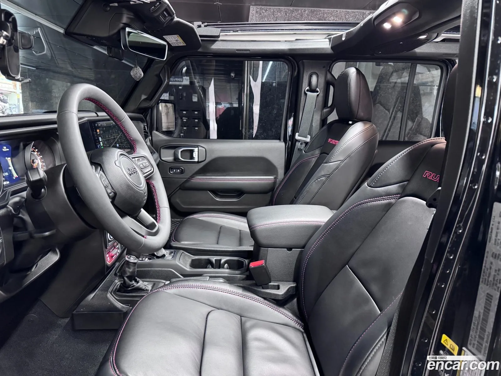 Jeep Wrangler 2024 — 8