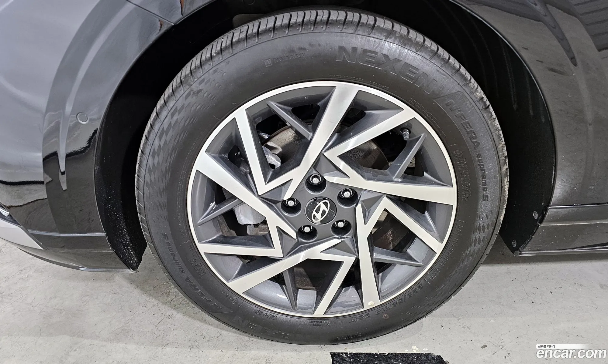 Hyundai Grandeur Hybrid 2025 — 9