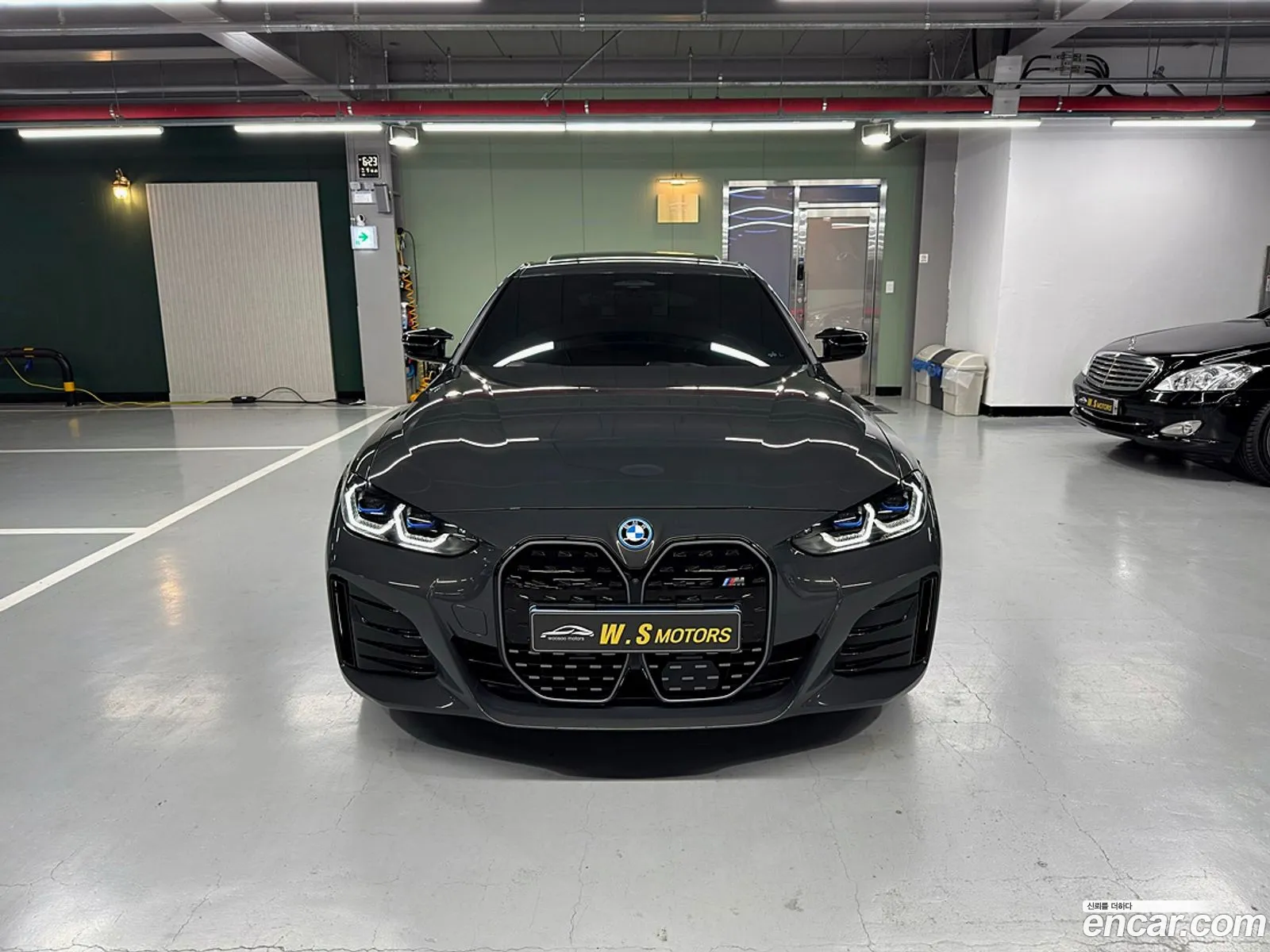 BMW i4 2023 — 16