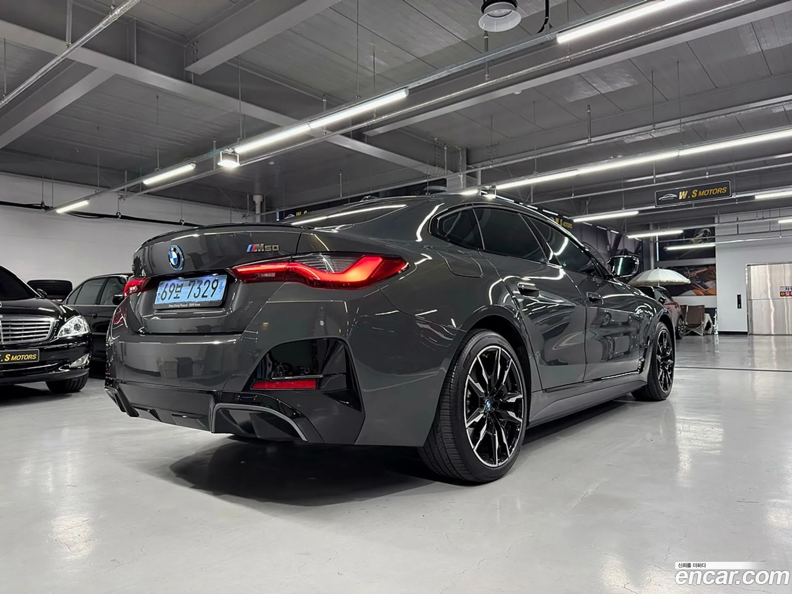 BMW i4 2023 — 17