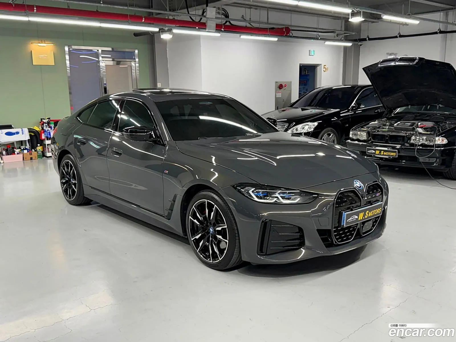 BMW i4 2023 — 4