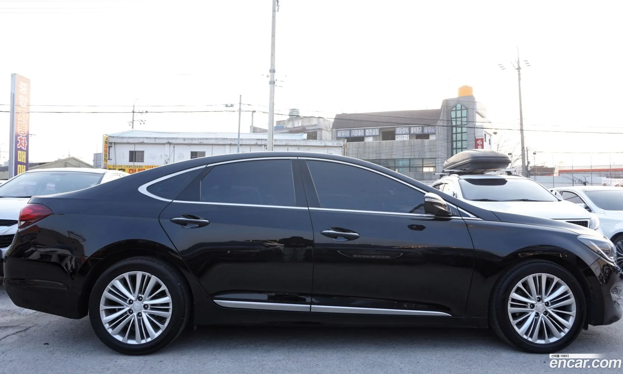 Hyundai Aslan 2015 — 11