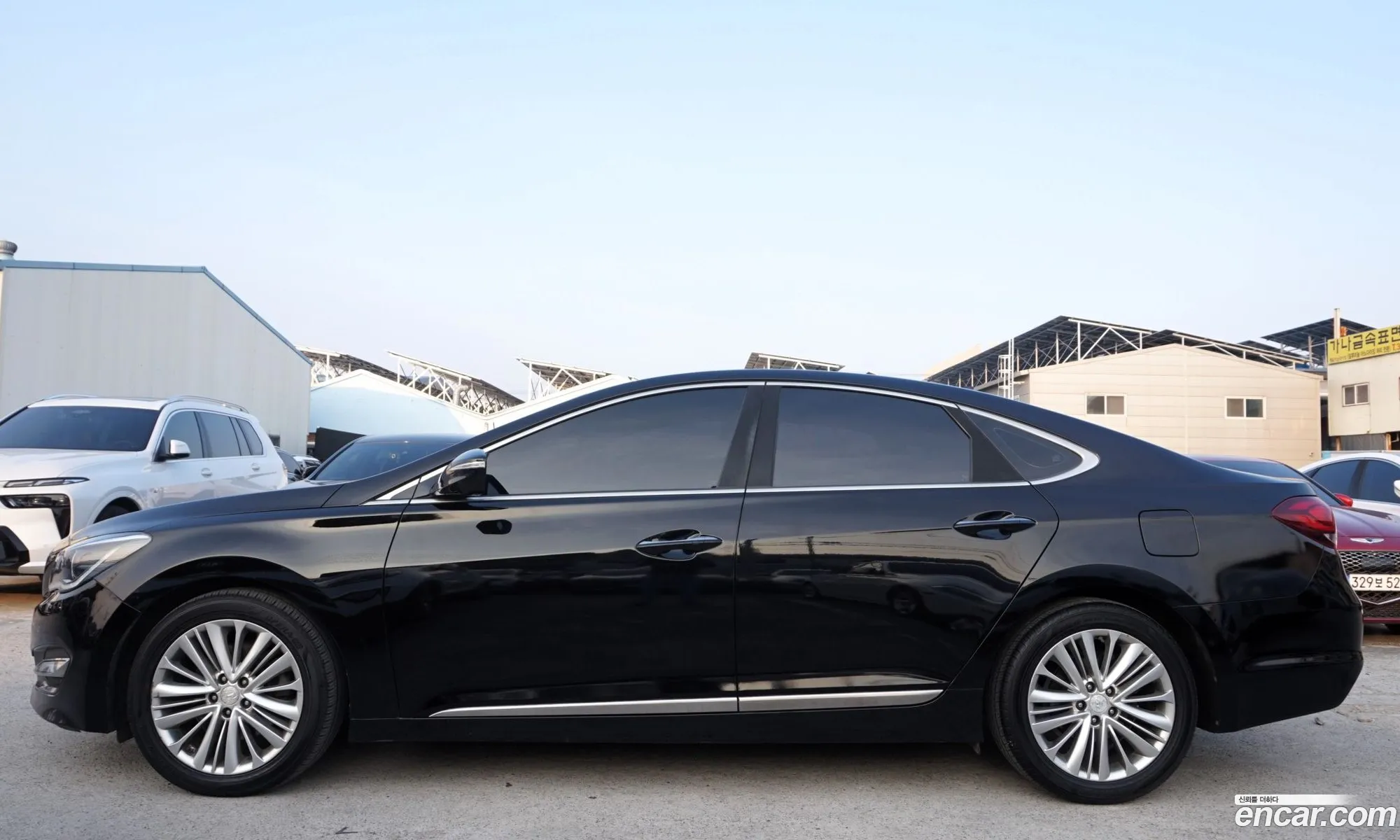 Hyundai Aslan 2015 — 2
