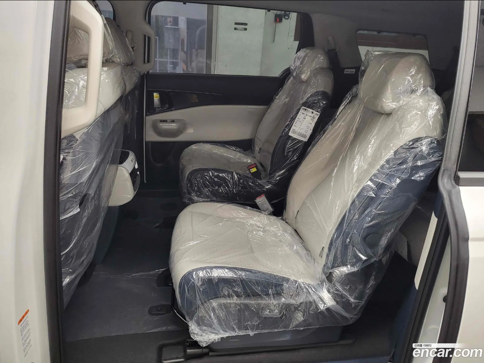 Kia Carnival 2025 — 6