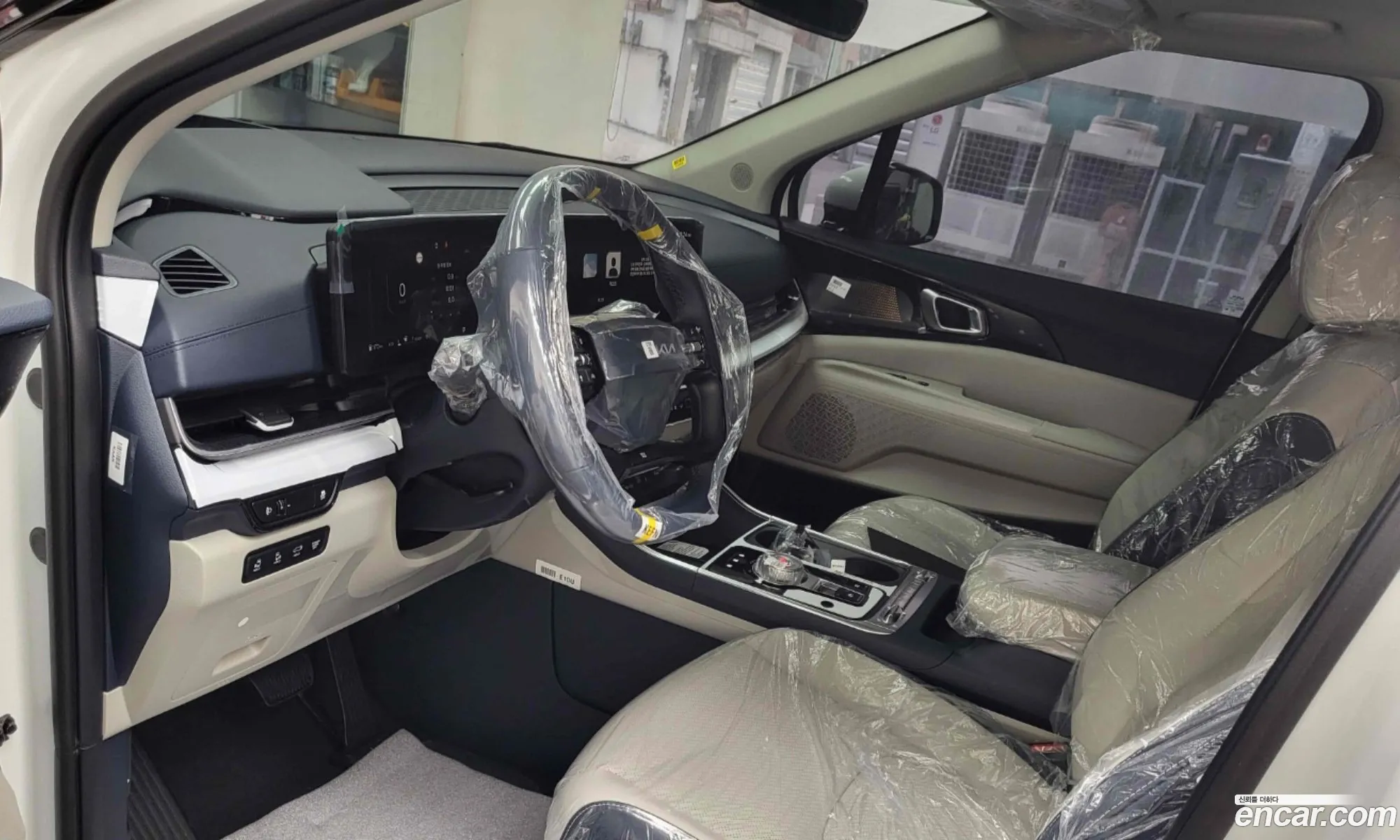 Kia Carnival 2025 — 5