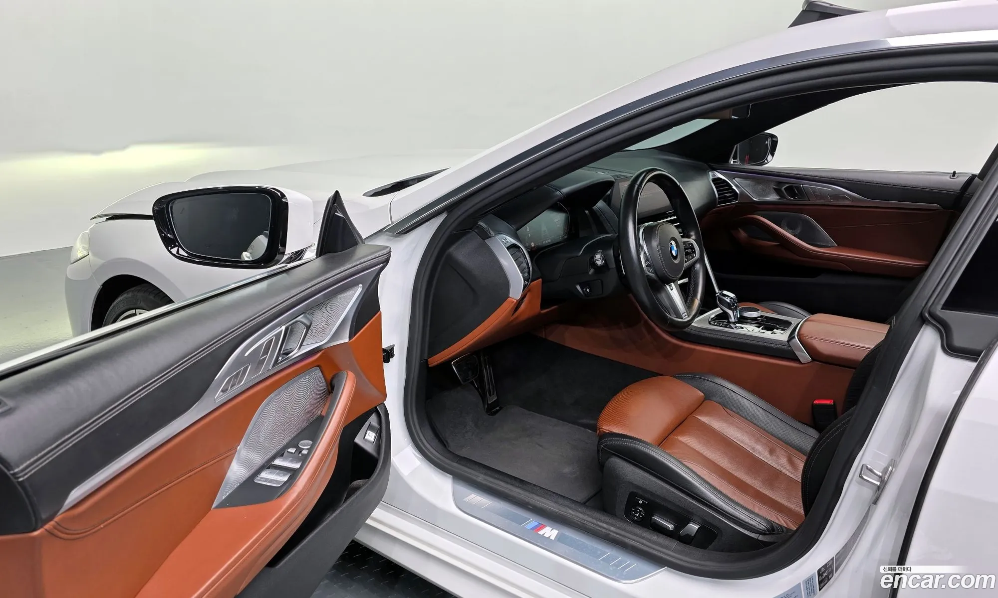 BMW 8 Series 2020 WBAGW4101LCE65070 — 14