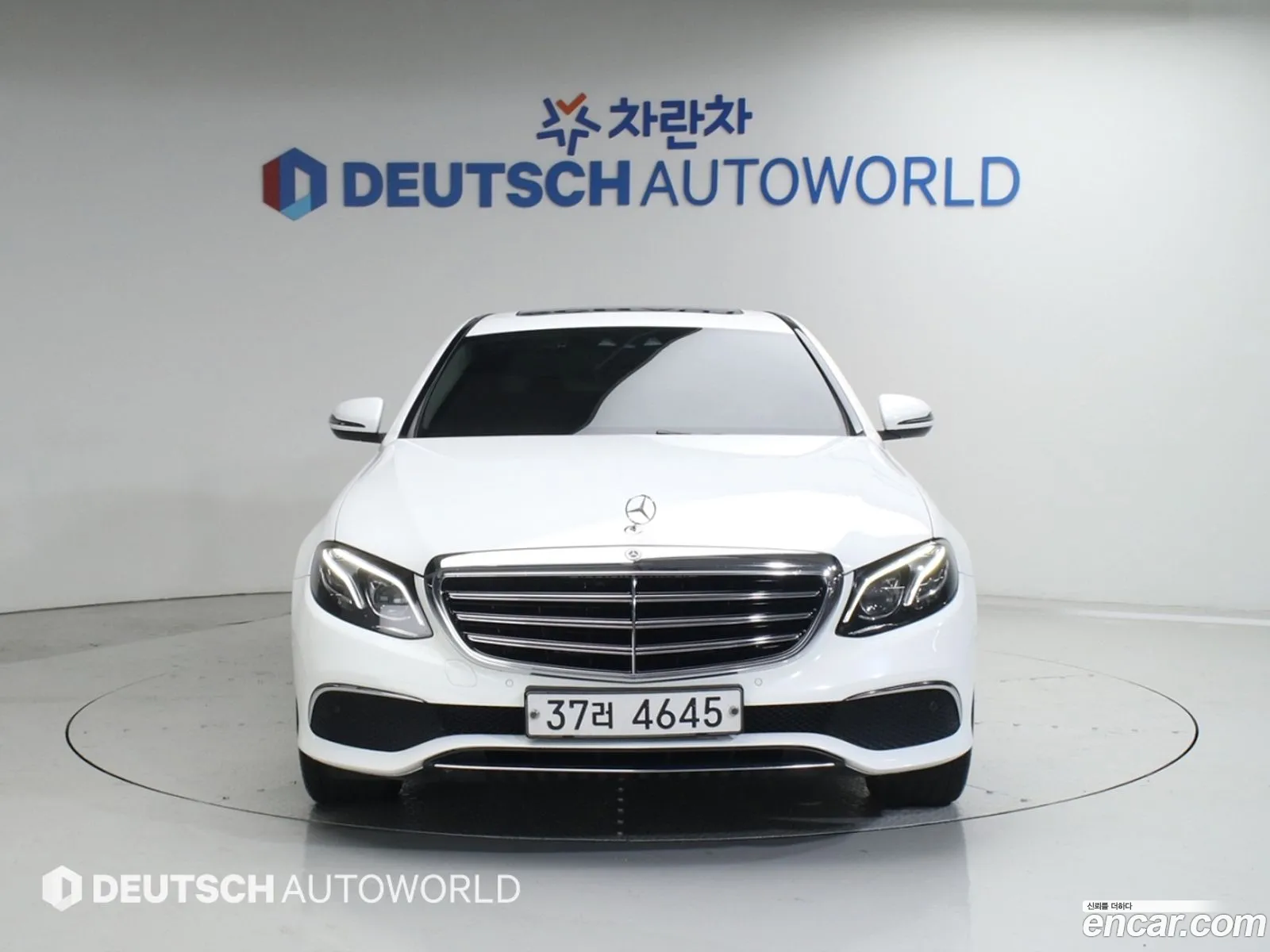 Mercedes-Benz E-Class W213 2017 — 15