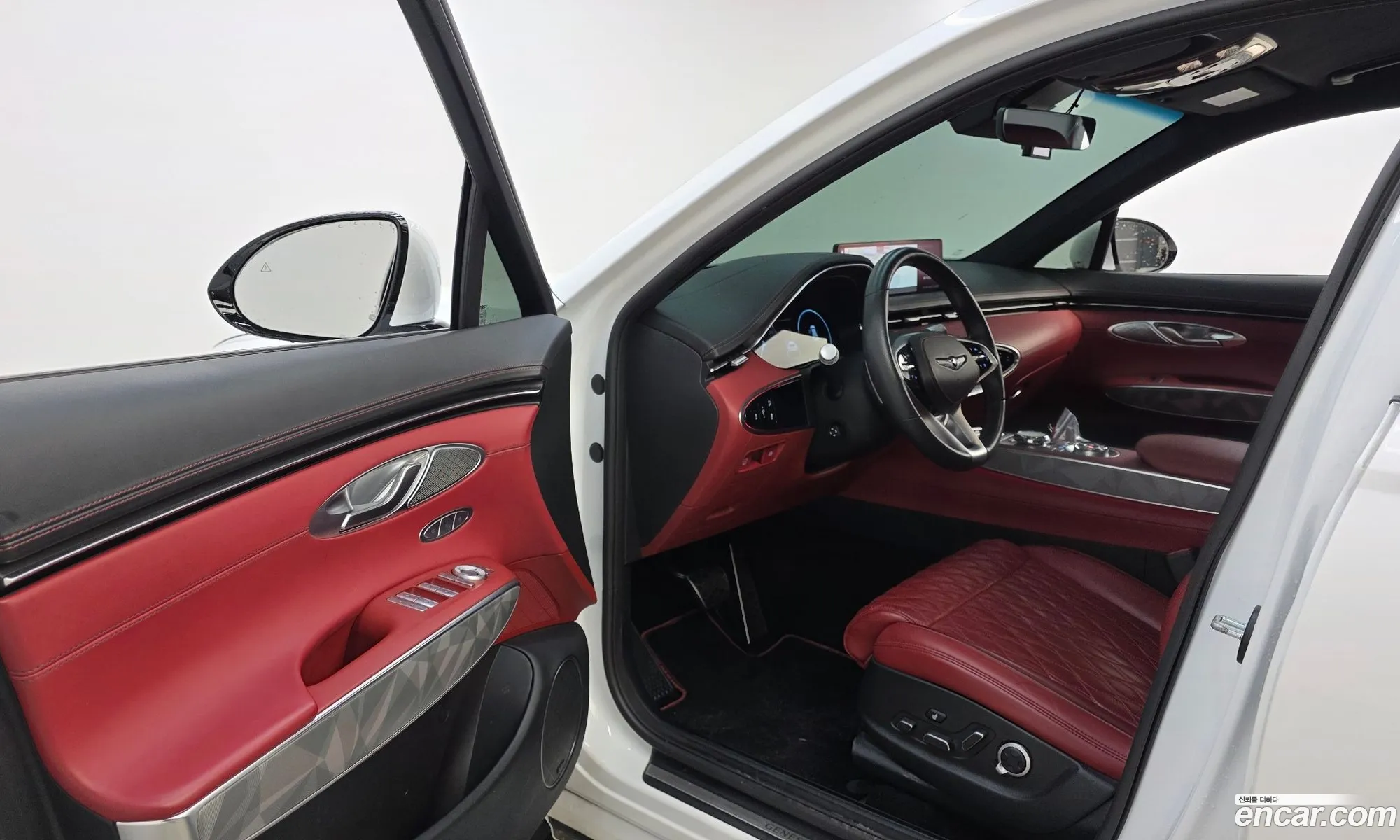 Genesis GV70 2022 — 4