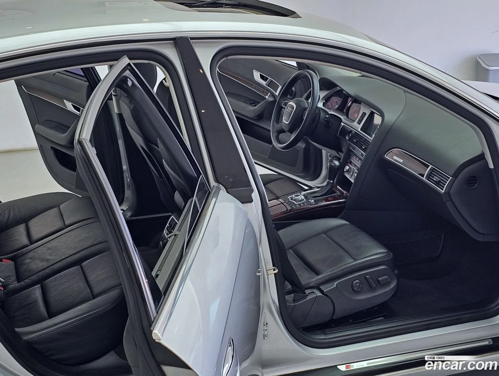 Audi A6 2011 — 17