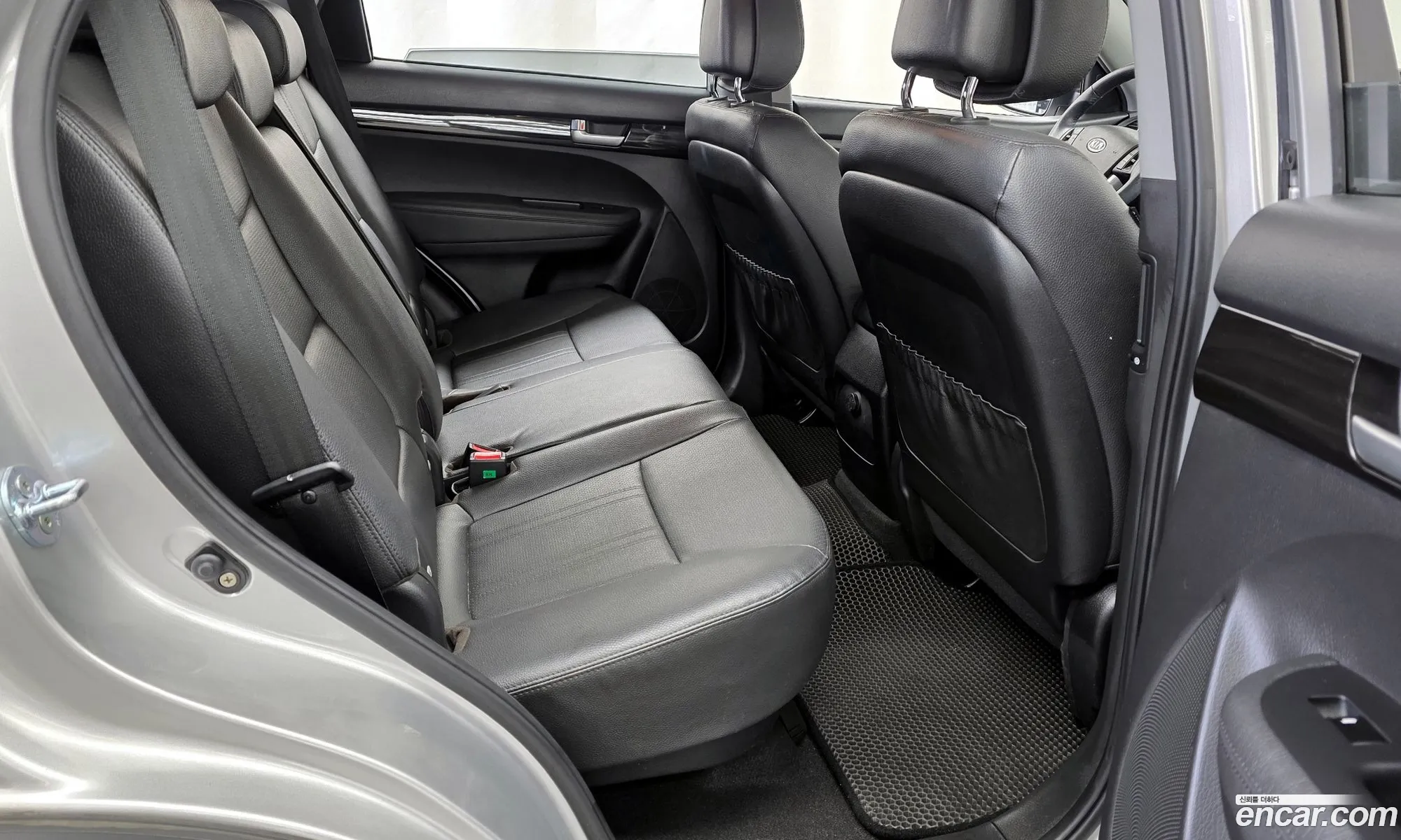 Kia Sorento R 2012 — 18