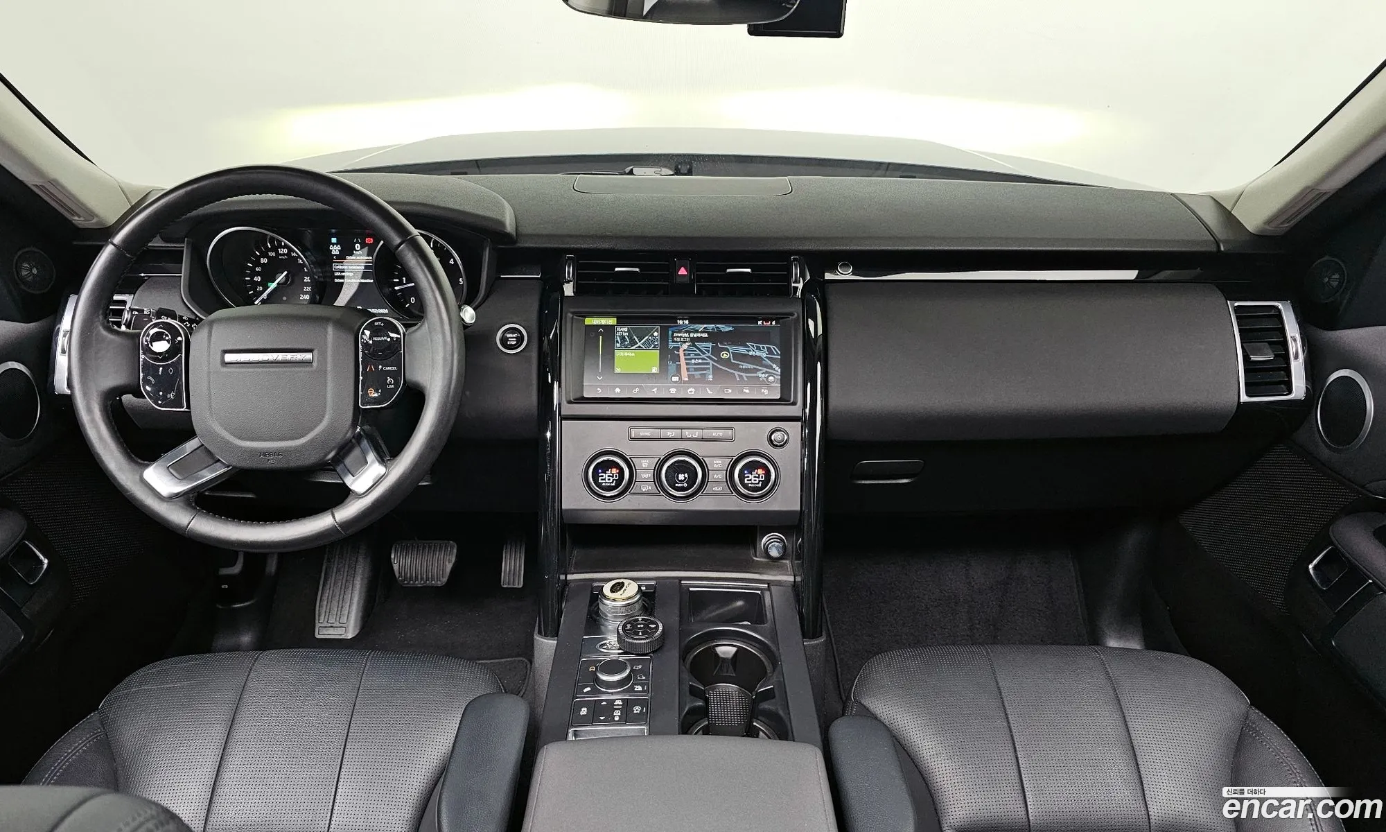 Land Rover Discovery 5 2019 — 5