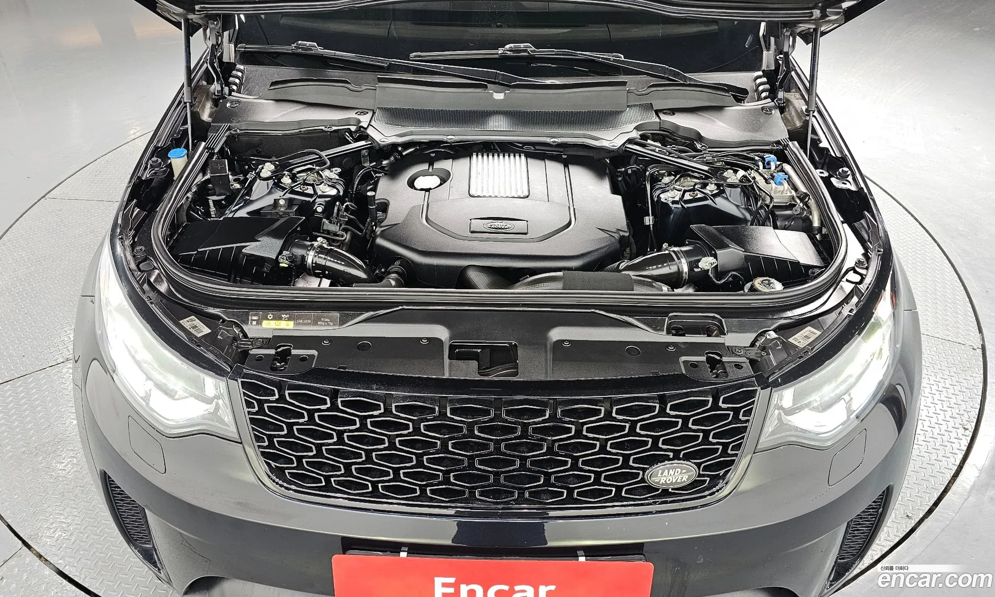 Land Rover Discovery 5 2019 — 14