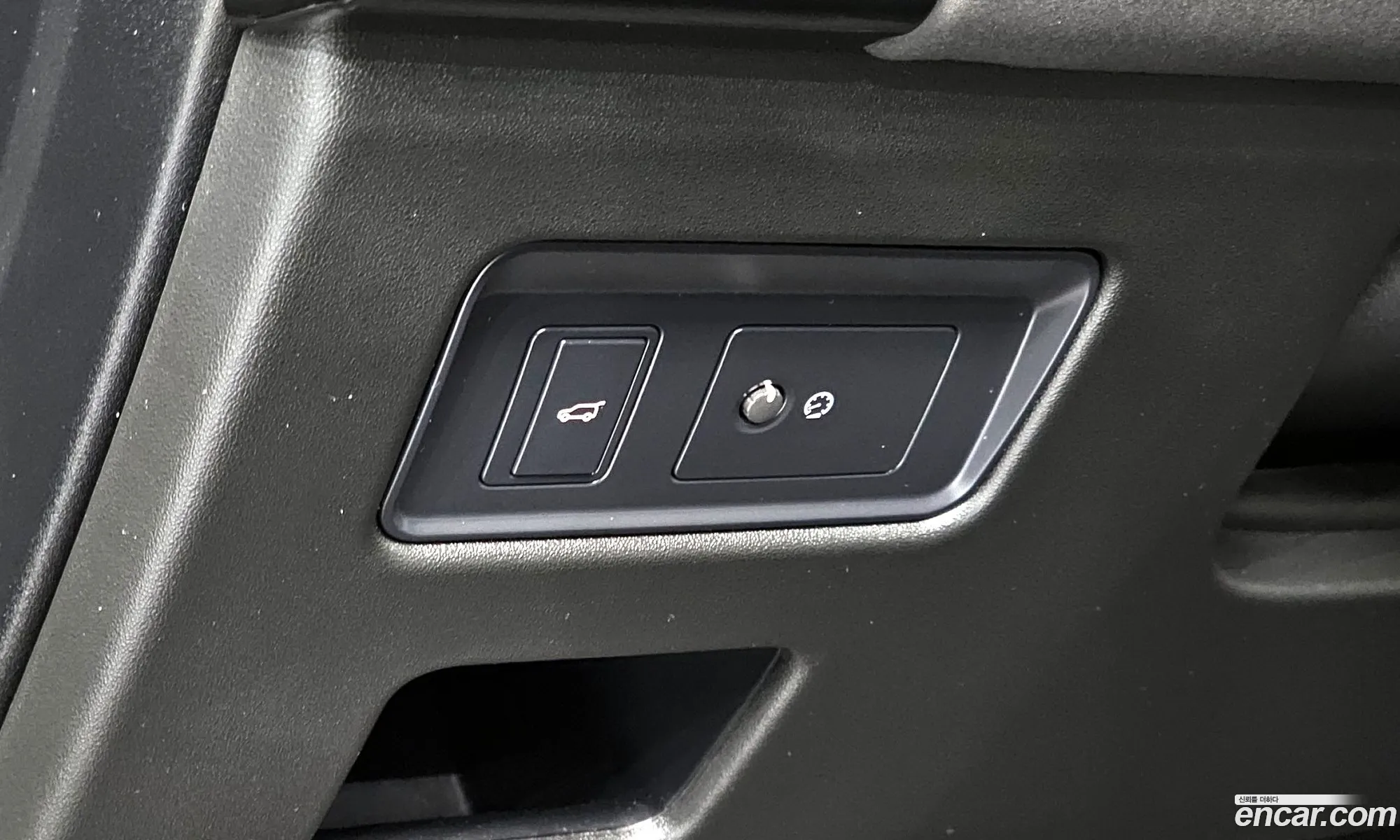 Land Rover Discovery 5 2019 — 4