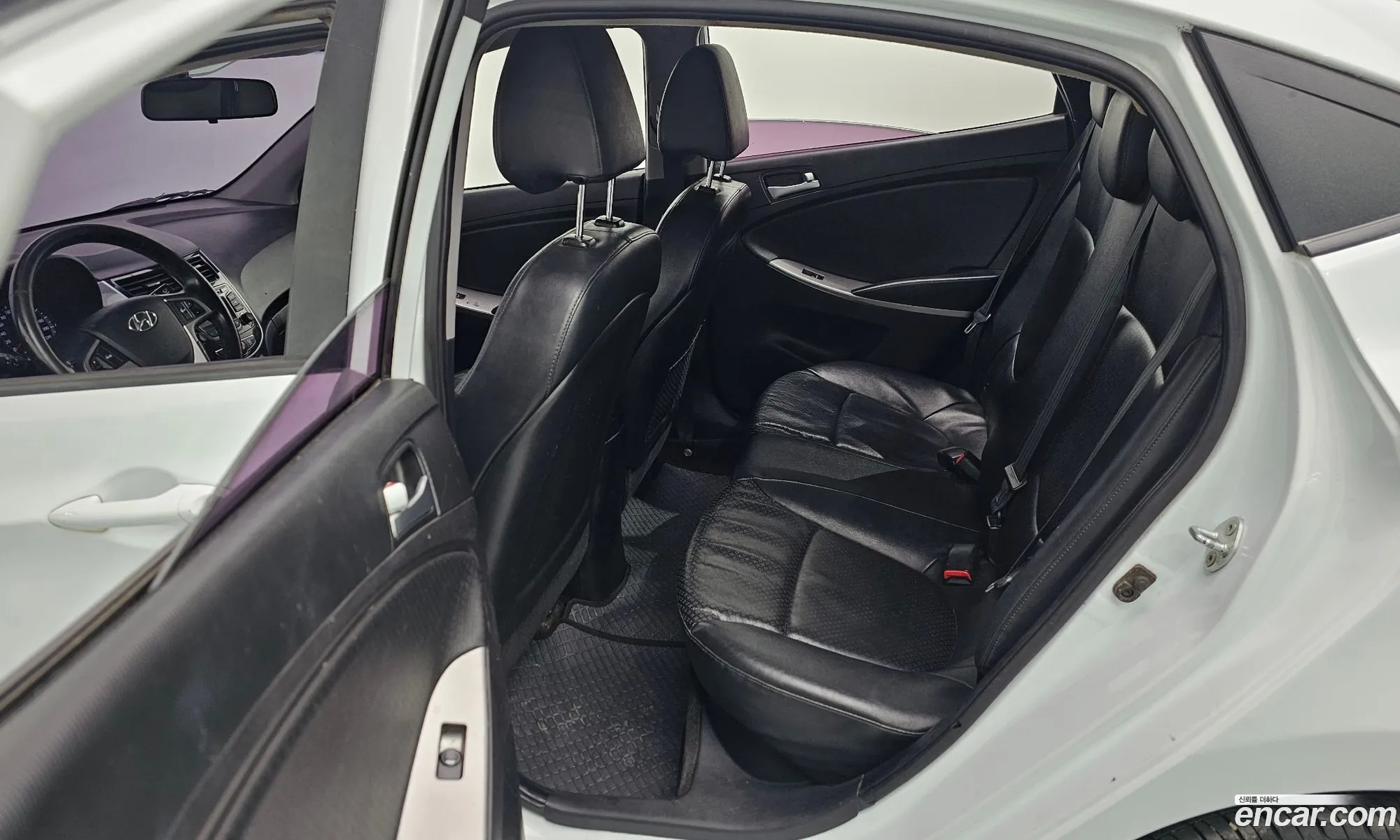 Hyundai Accent 2016 — 13