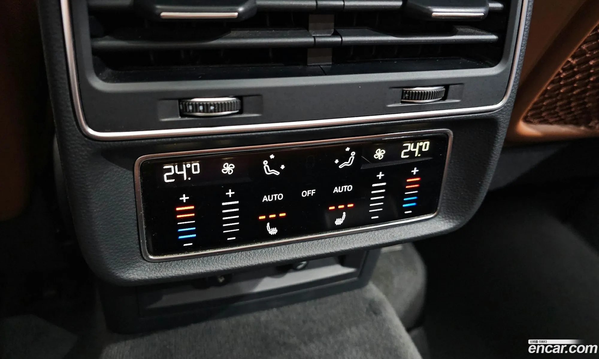 Audi Q7 2021 WAUZZZ4M8MD001942 — 11