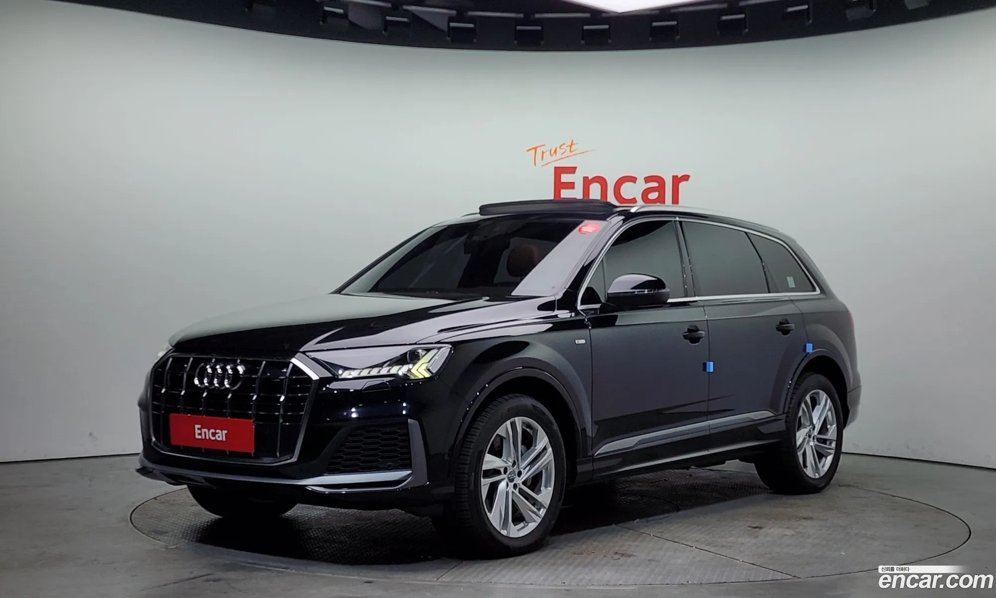 Audi Q7 2021 WAUZZZ4M8MD001942 — 4