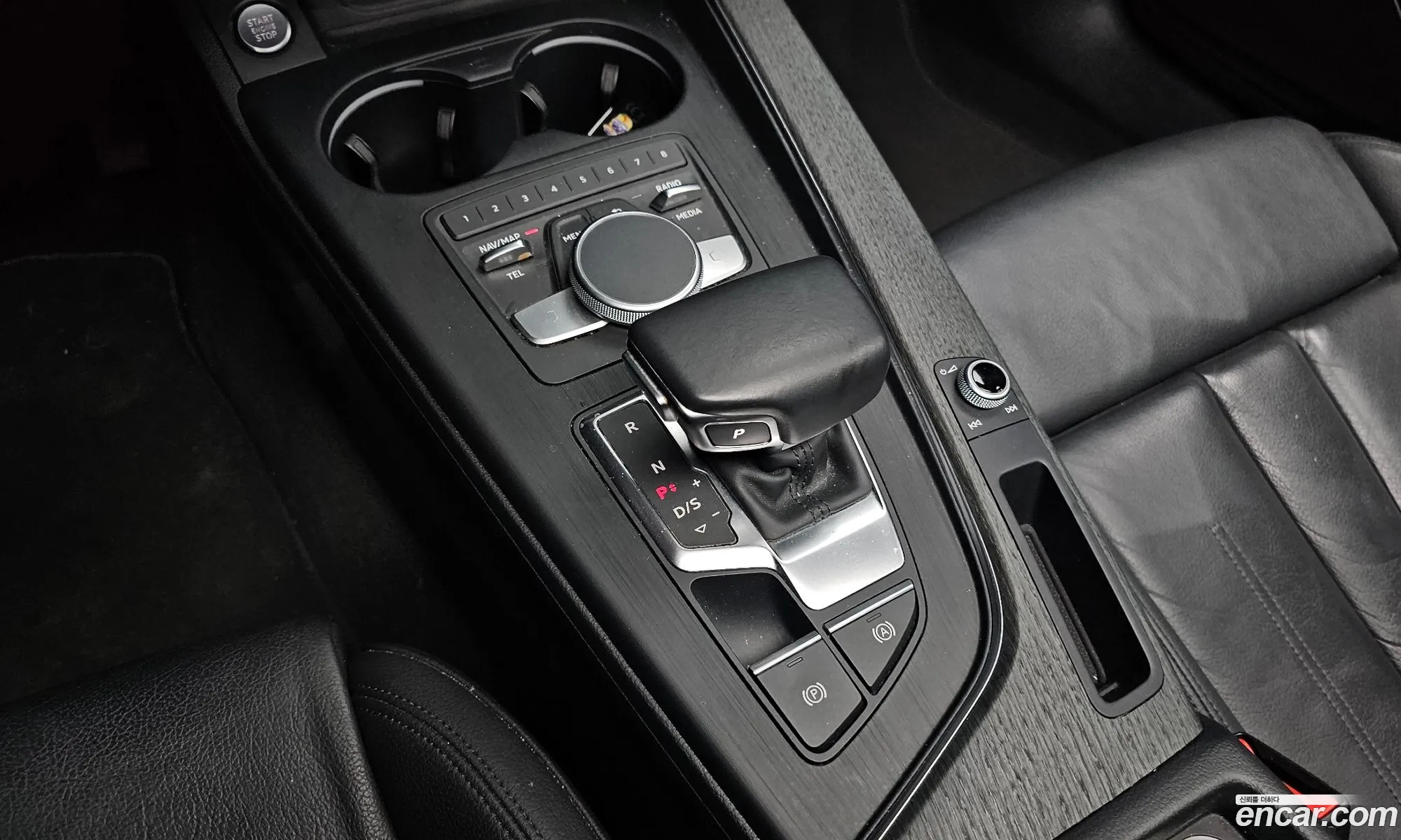 Audi A4 2019 WAUZZZF44KA122222 — 13