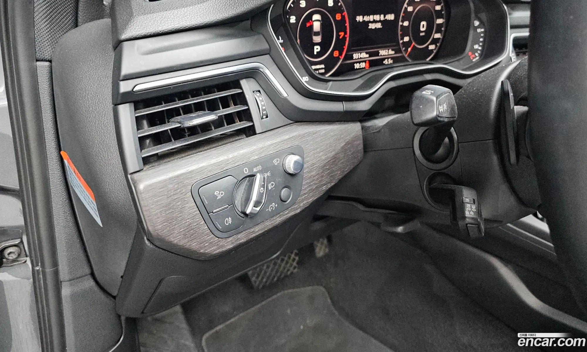 Audi A4 2019 WAUZZZF44KA122222 — 6