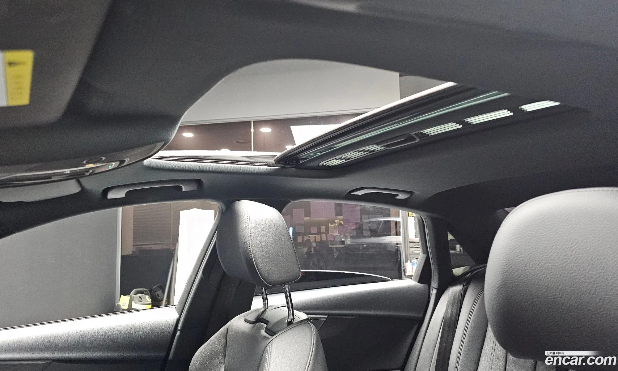 Audi A4 2019 WAUZZZF44KA122222 — 4