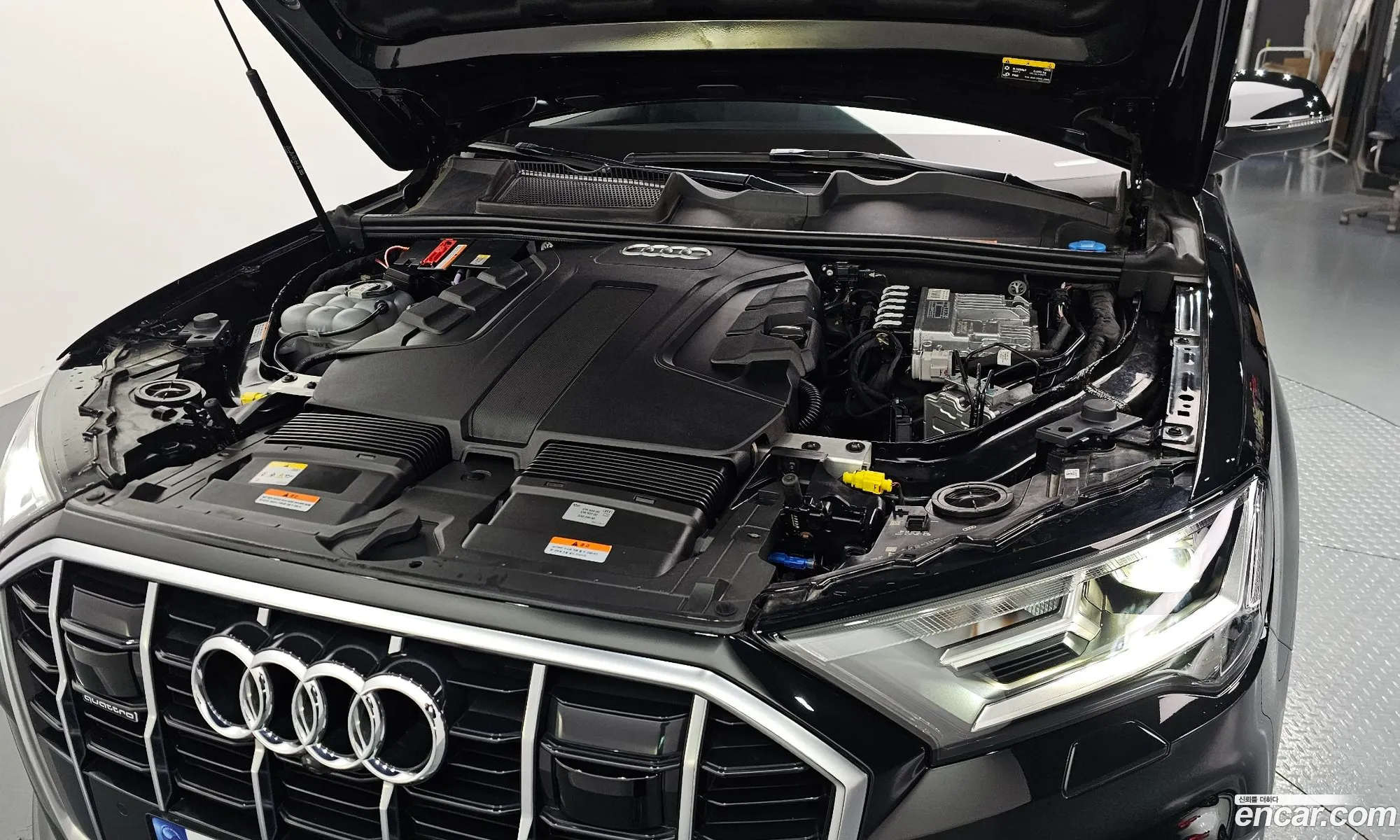 Audi Q7 2022 WAUZZZ4M2ND023856 — 12