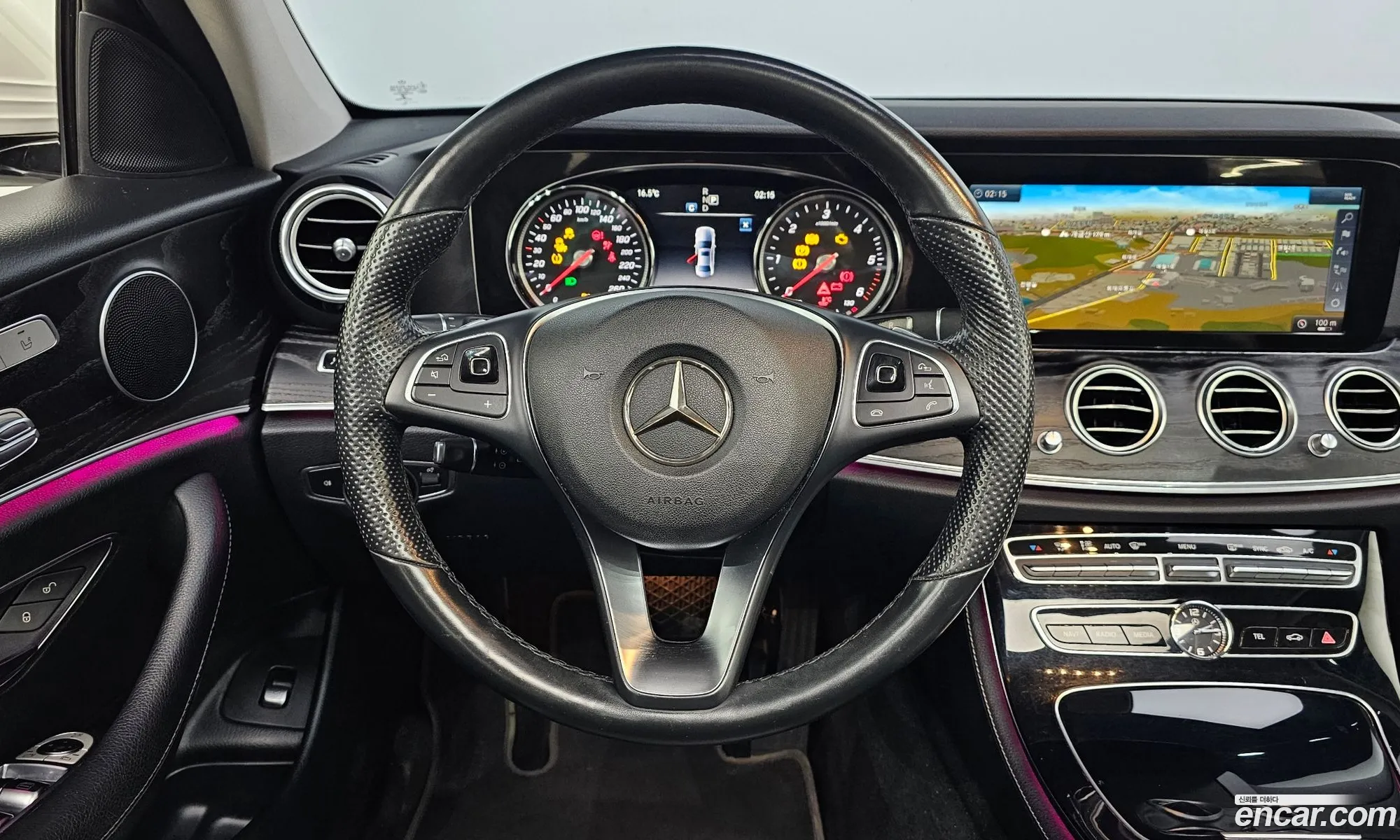 Mercedes-Benz E-Class W213 2018 — 12