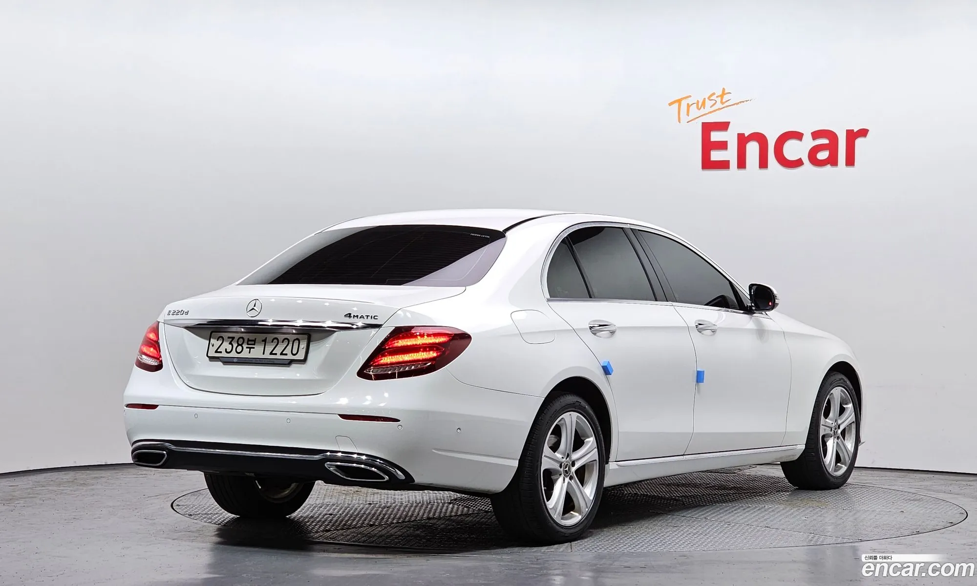 Mercedes-Benz E-Class W213 2018 — 9