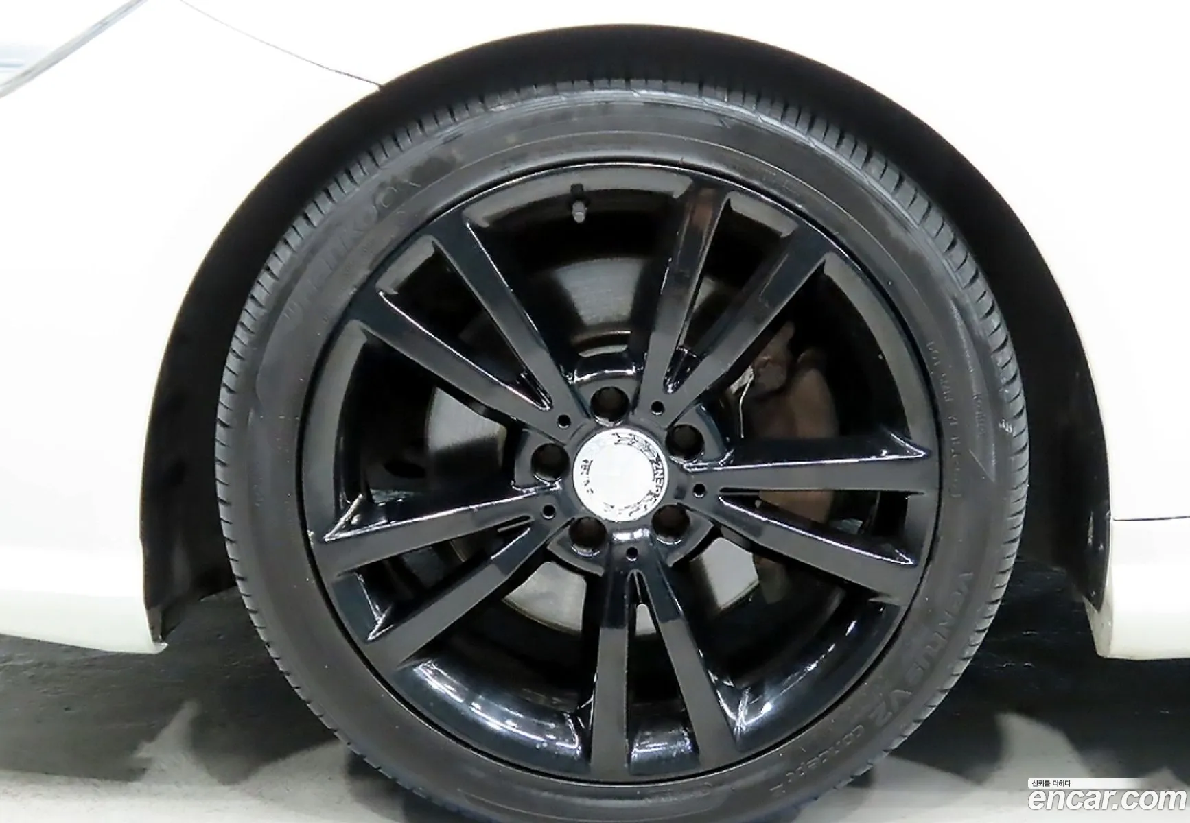 Mercedes-Benz E-Class W212 2012 — 13