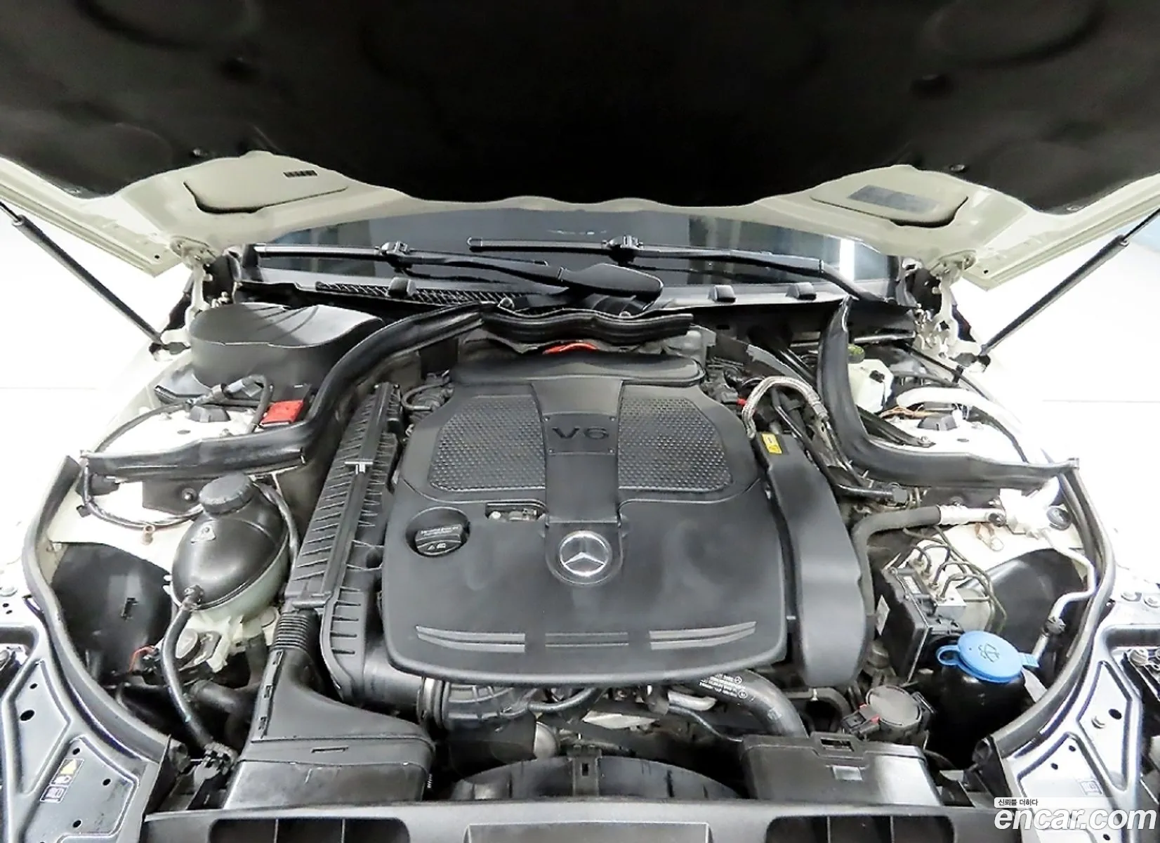 Mercedes-Benz E-Class W212 2012 — 12