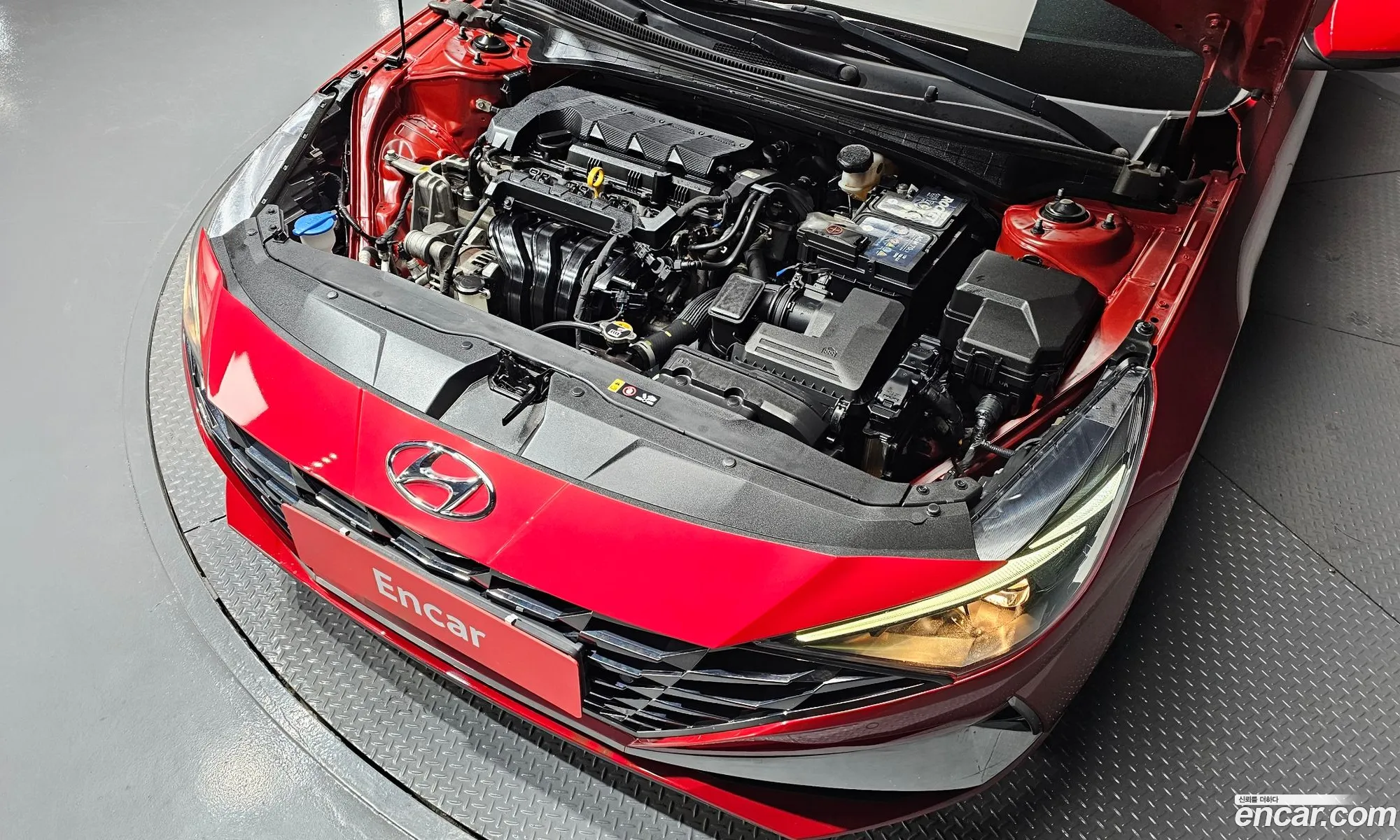 Hyundai Elantra 2021 — 17