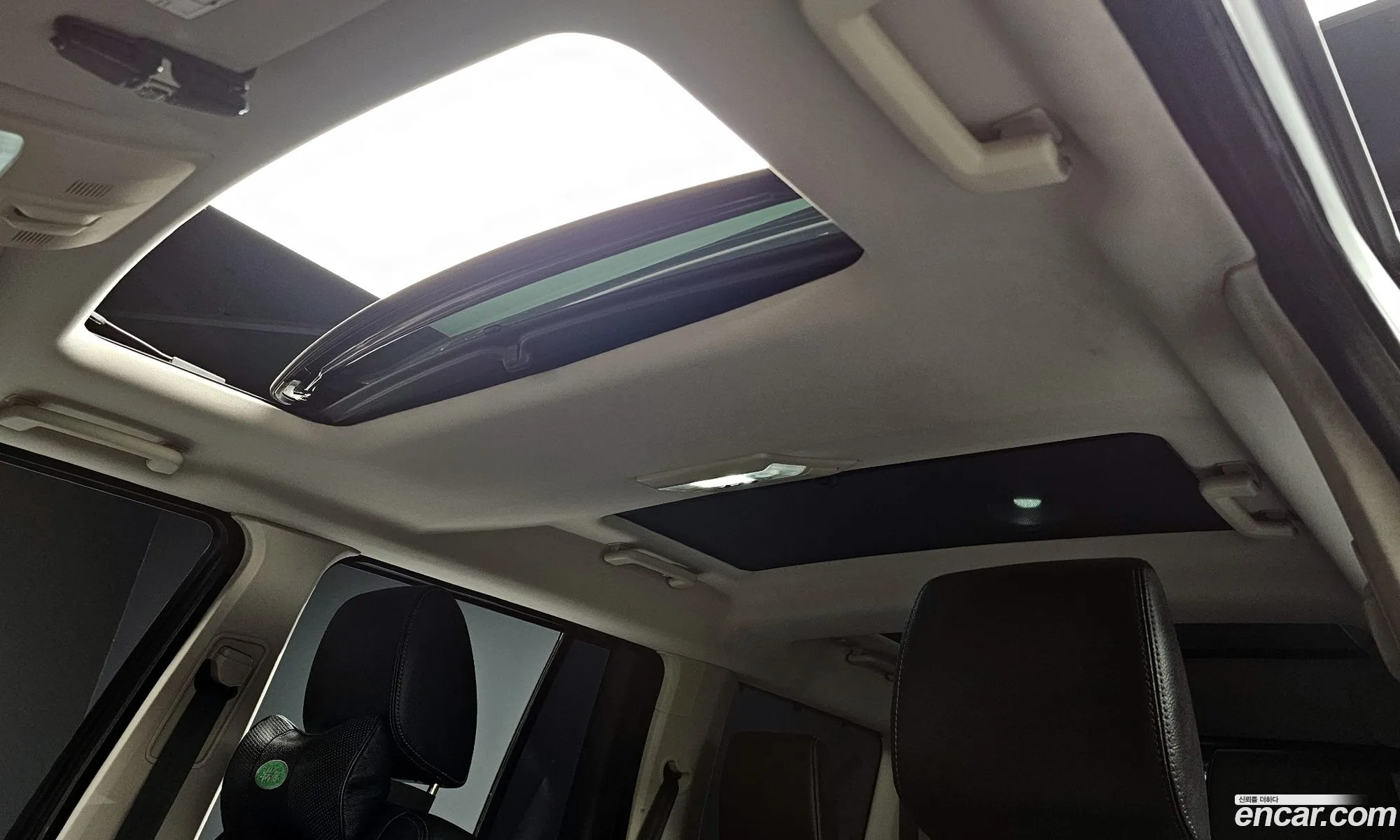Land Rover Discovery 4 2015 SALLAAAG6FA767919 — 18