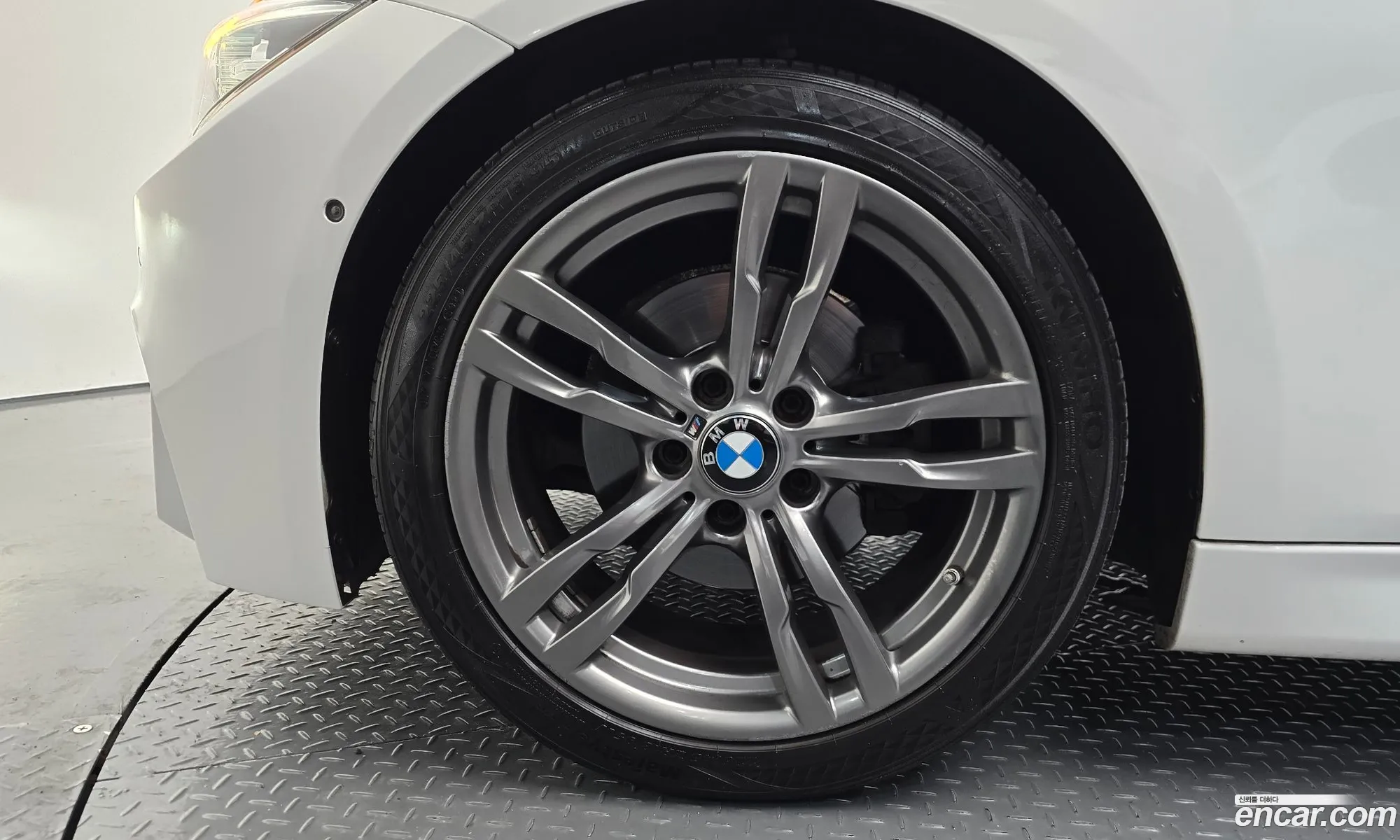 BMW 3 Series 2018 WBA8A9105JAE91017 — 15