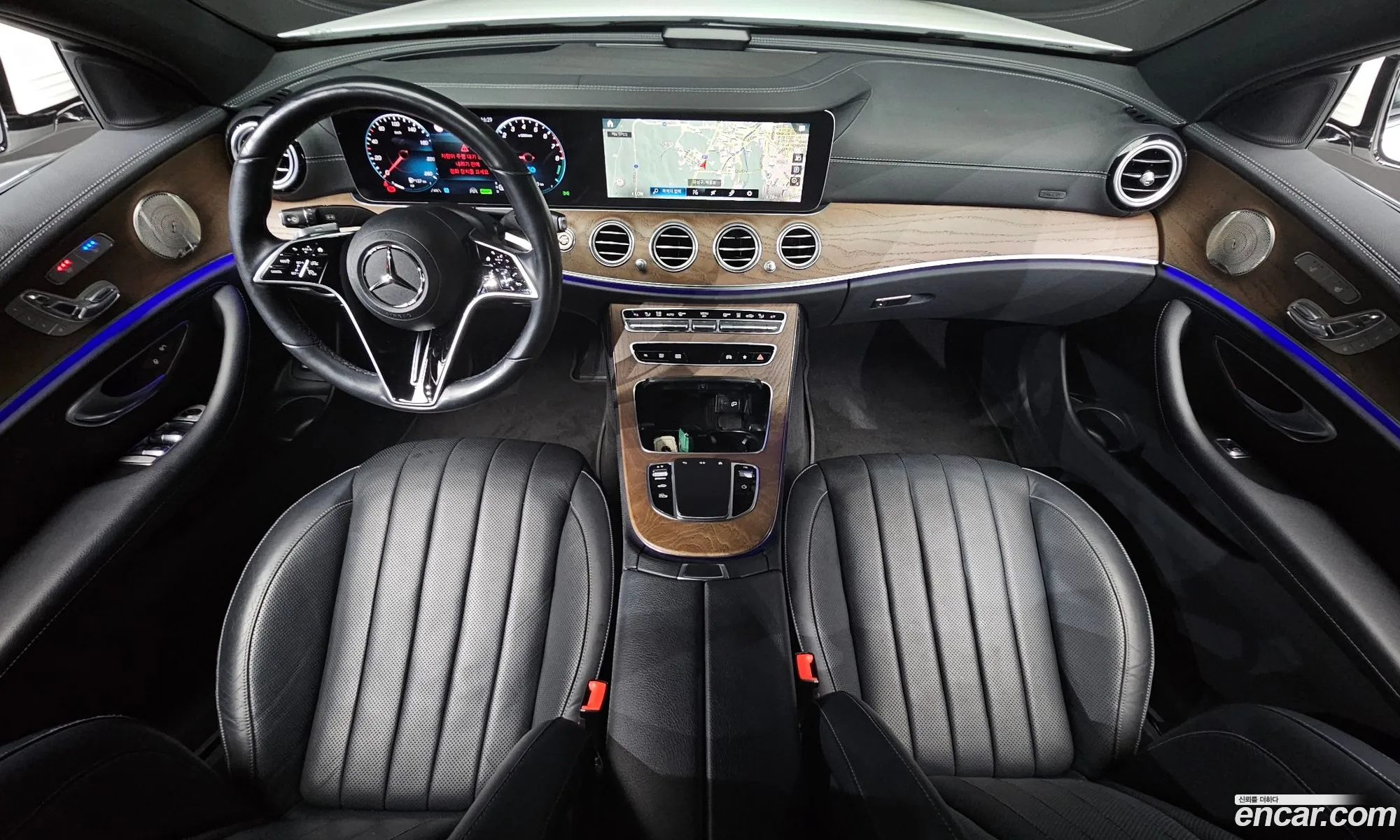 Mercedes-Benz E-Class W213 2022 — 20