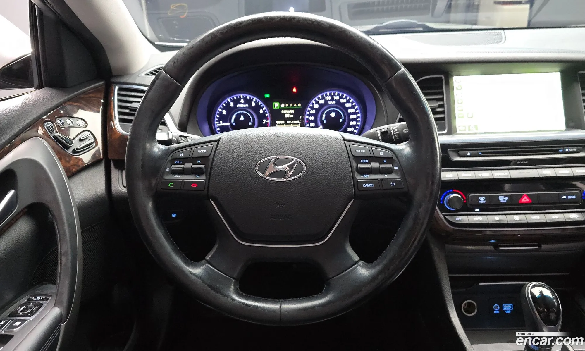 Hyundai Aslan 2015 — 4