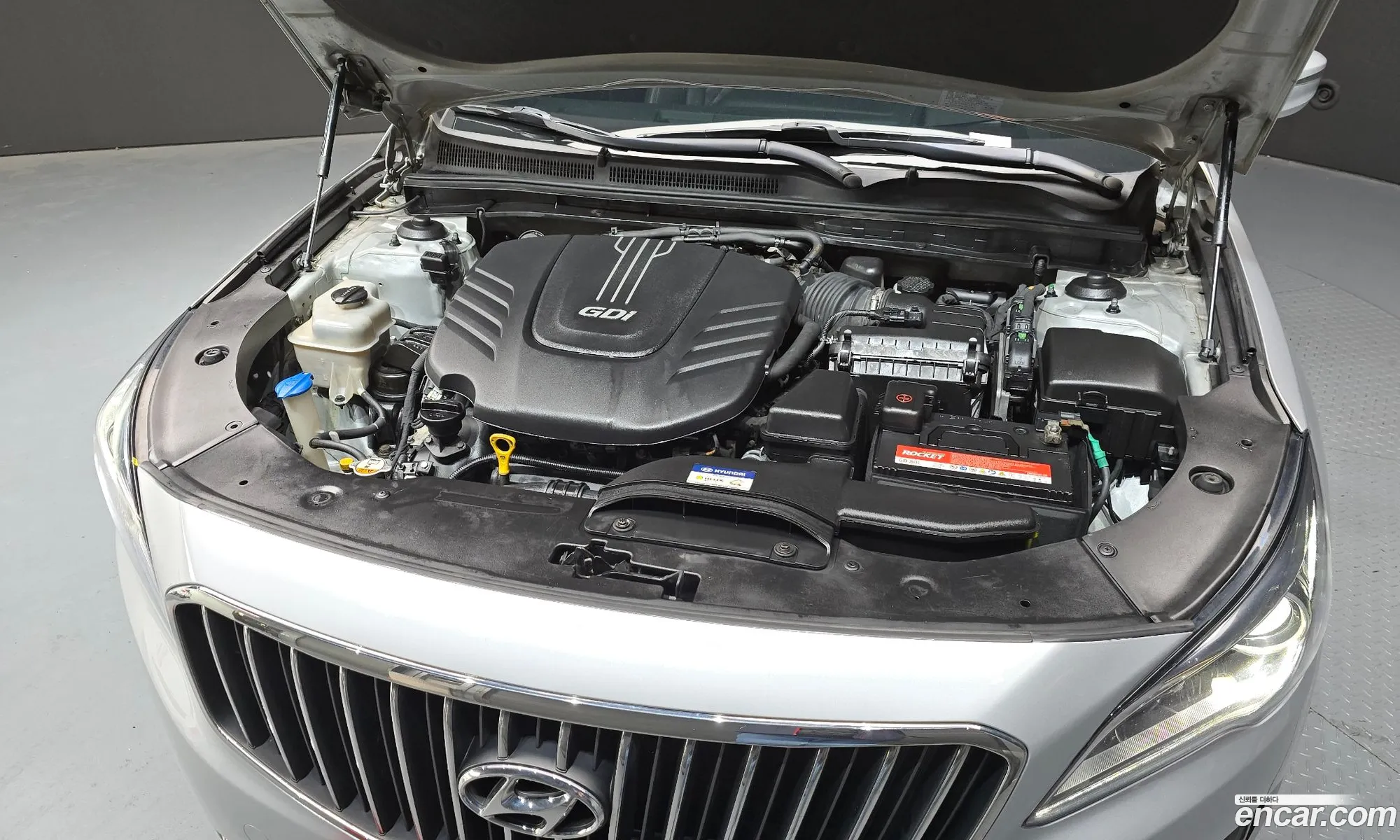 Hyundai Aslan 2015 — 2