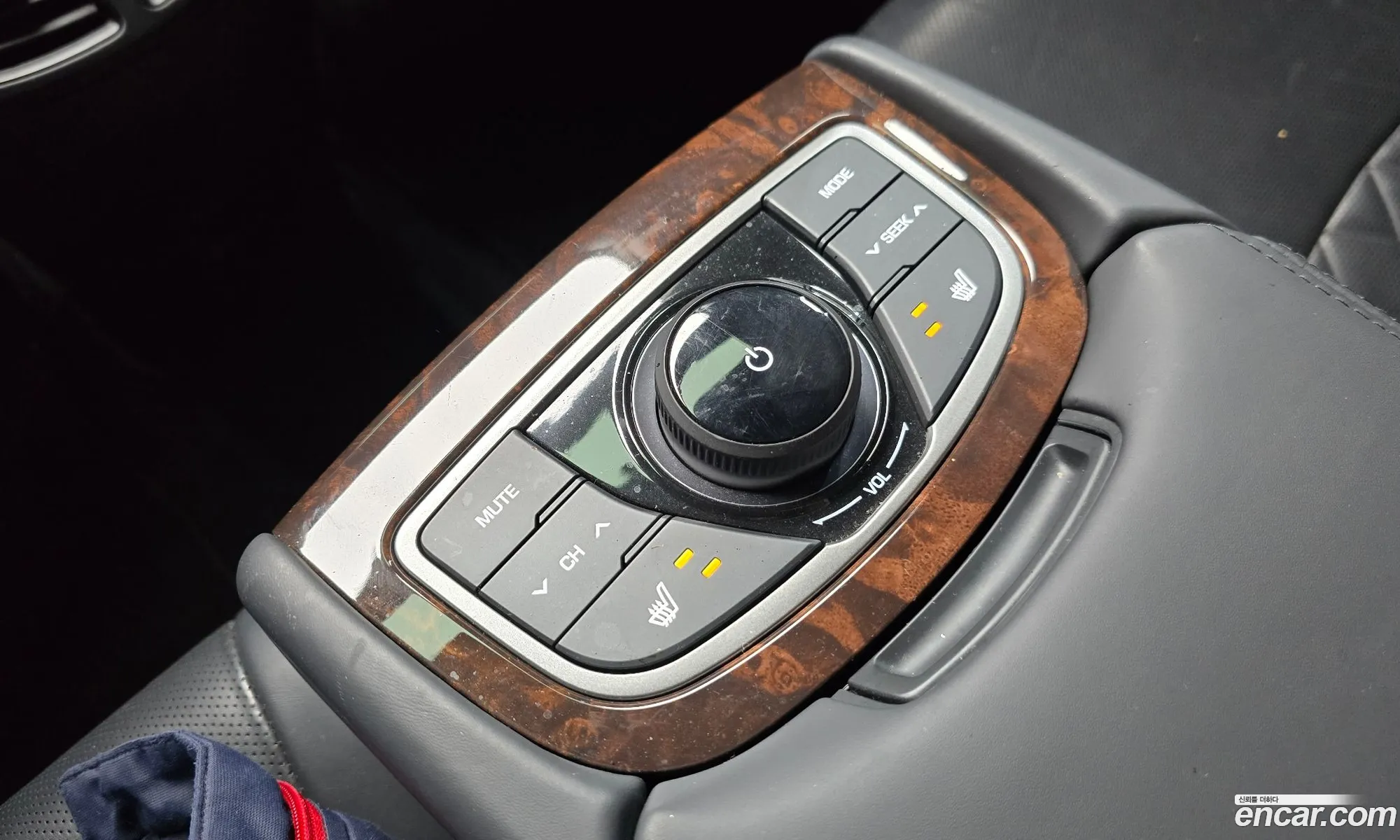 Hyundai Aslan 2015 — 7