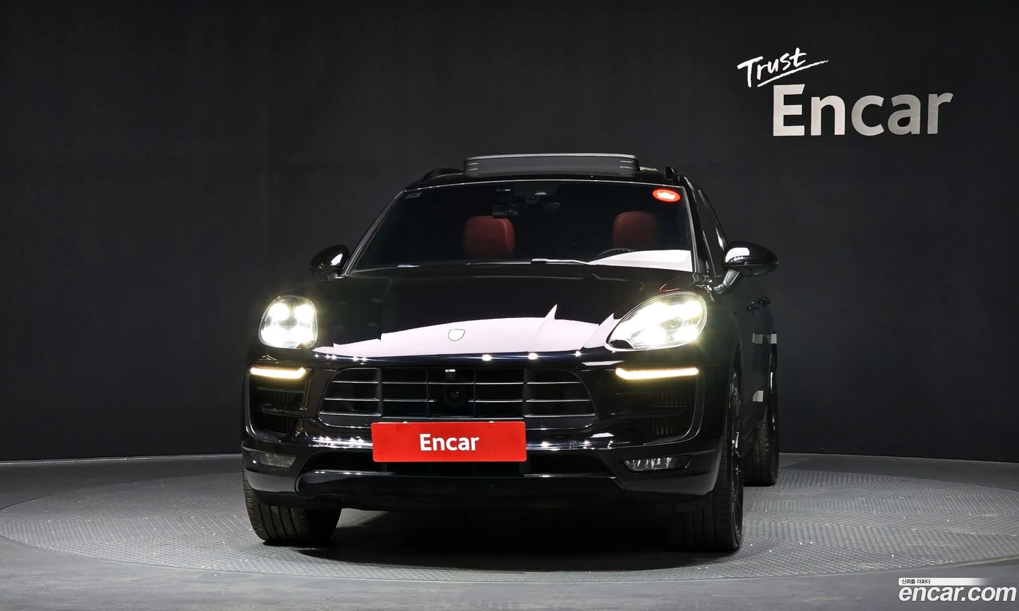 Porsche Macan 2018 — 17