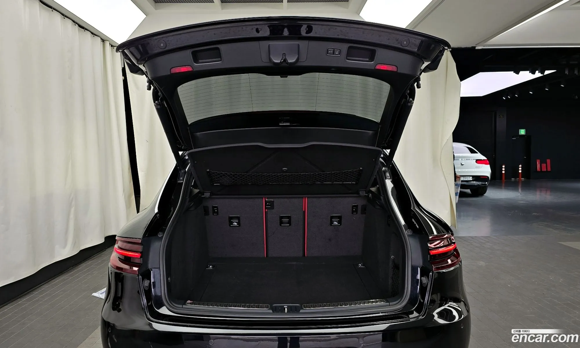 Porsche Macan 2018 — 13