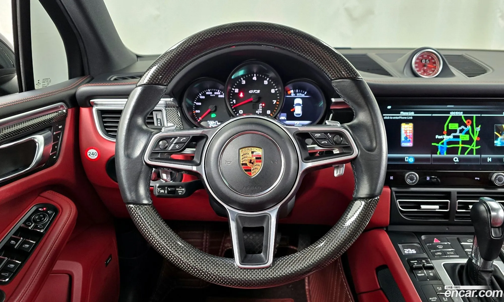 Porsche Macan 2018 — 2