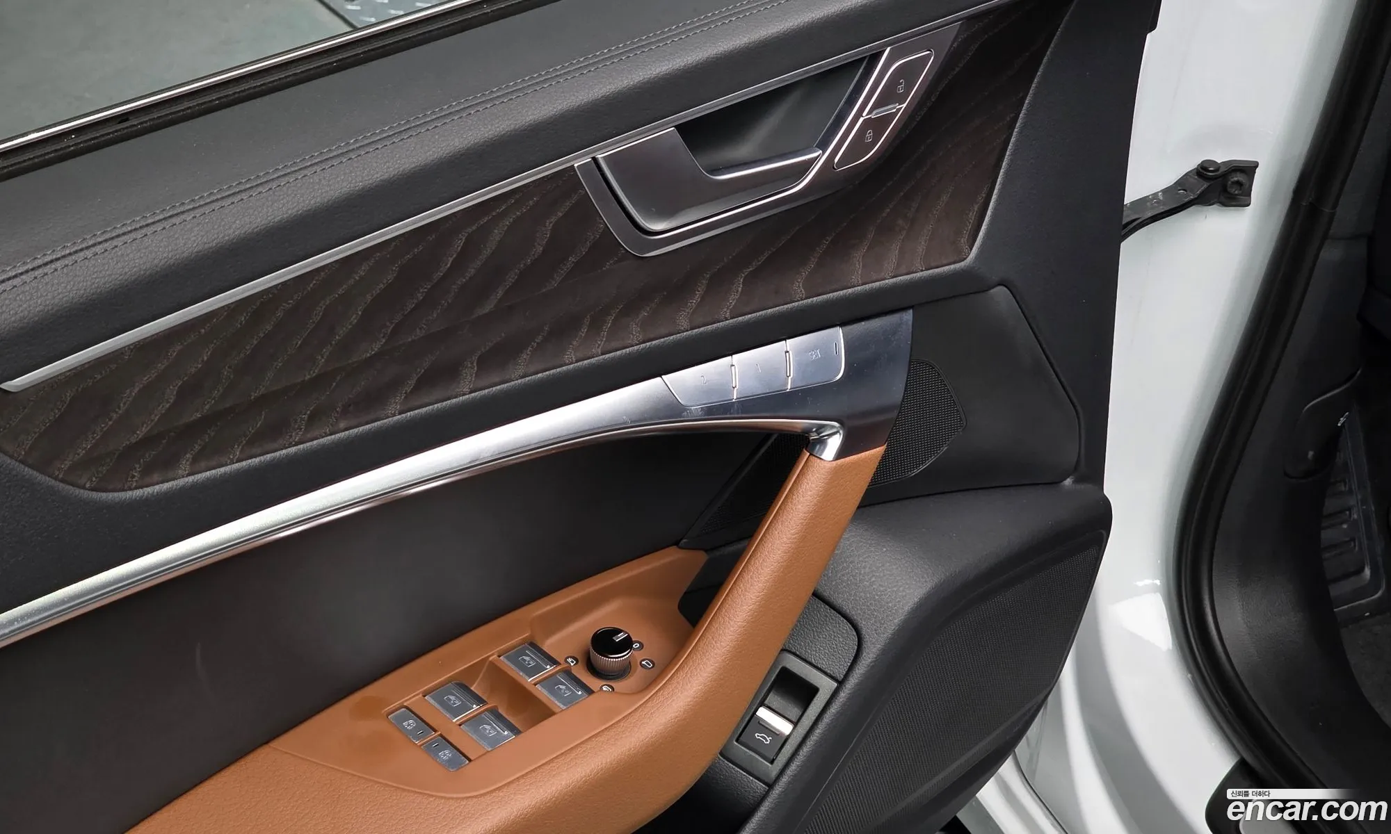 Audi A6 2022 WAUZZZF20PN004036 — 18