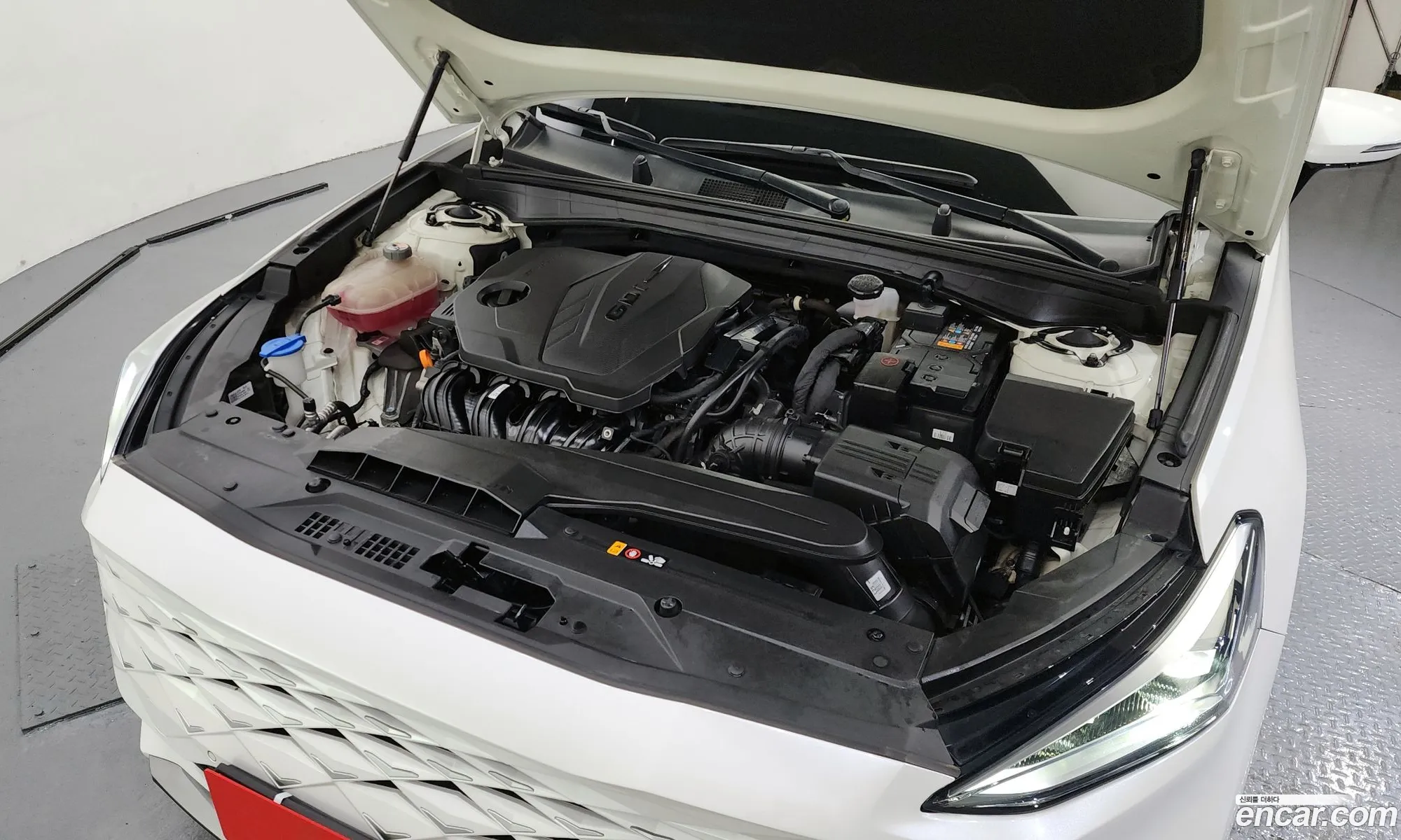 Kia K8 2022 — 12