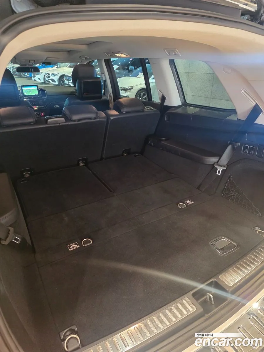 Mercedes-Benz GLS-Class X166 2017 — 9