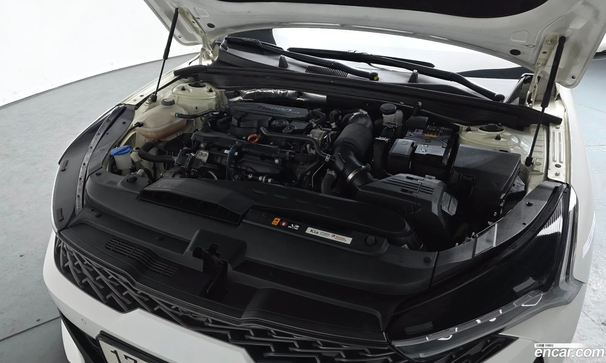 Kia K5 2021 — 10