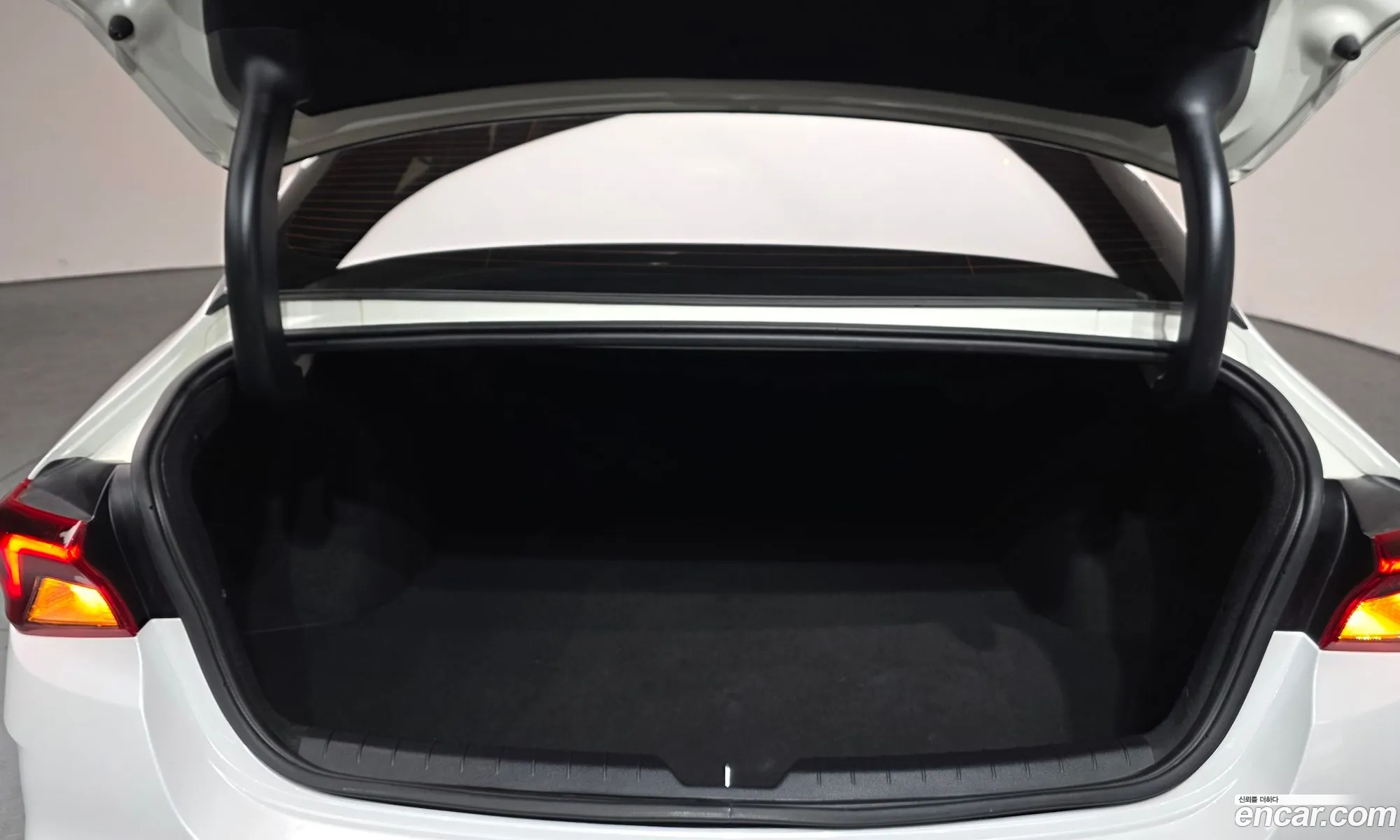 Kia K5 2021 — 4