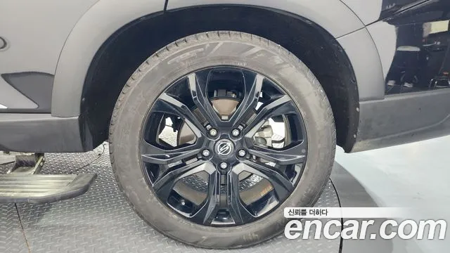 KG Mobility (SsangYong) Rexton 2022 — 18