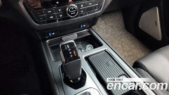 KG Mobility (SsangYong) Rexton 2022 — 11
