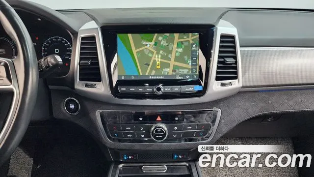 KG Mobility (SsangYong) Rexton 2022 — 19
